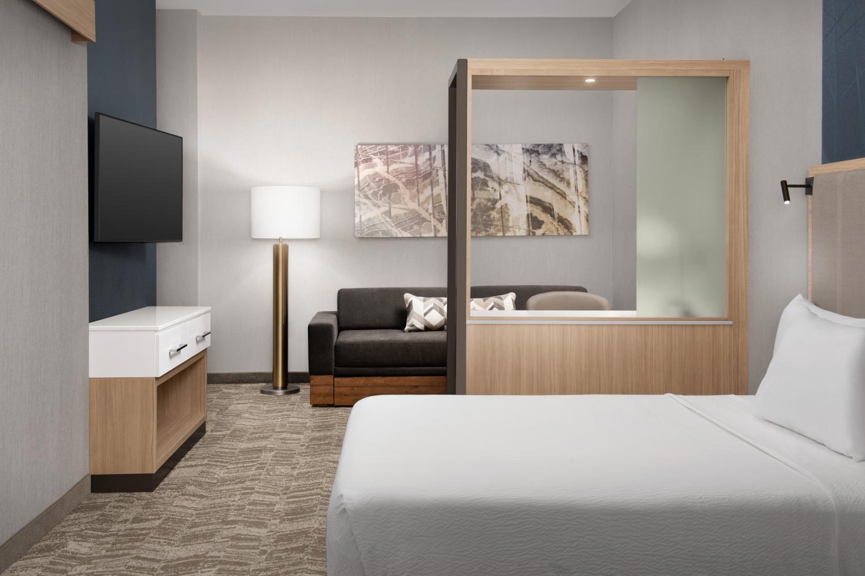 Fayetteville Vacations - SpringHill Suites by Marriott Fayetteville I-95 - Property Image 66