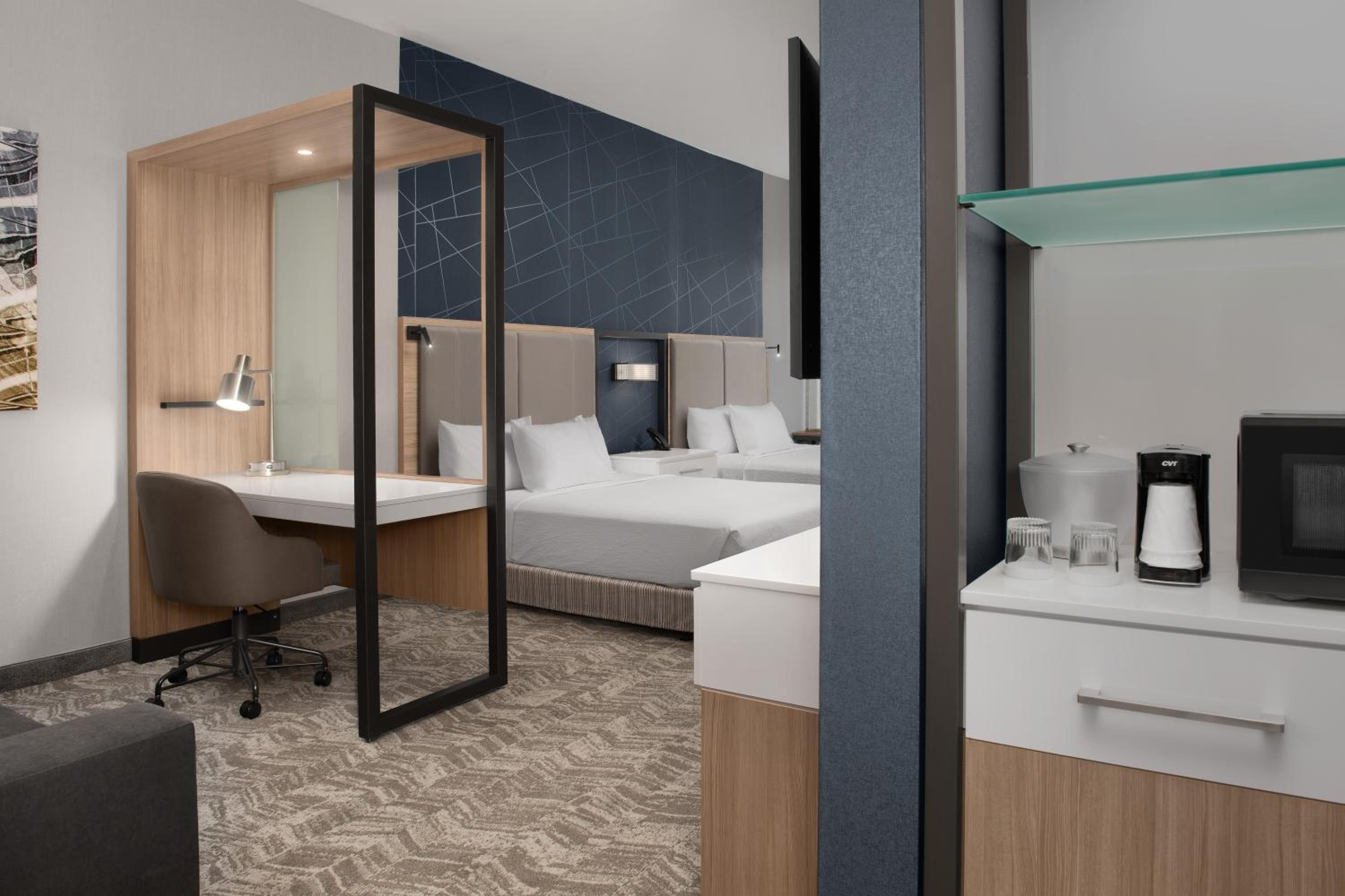 Fayetteville Vacations - SpringHill Suites by Marriott Fayetteville I-95 - Property Image 69