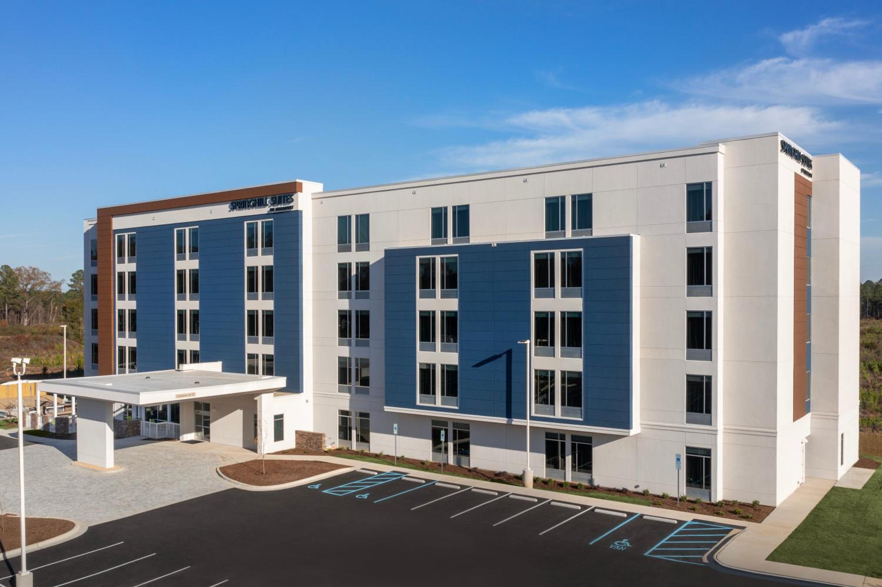 Fayetteville Vacations - SpringHill Suites by Marriott Fayetteville I-95 - Property Image 22