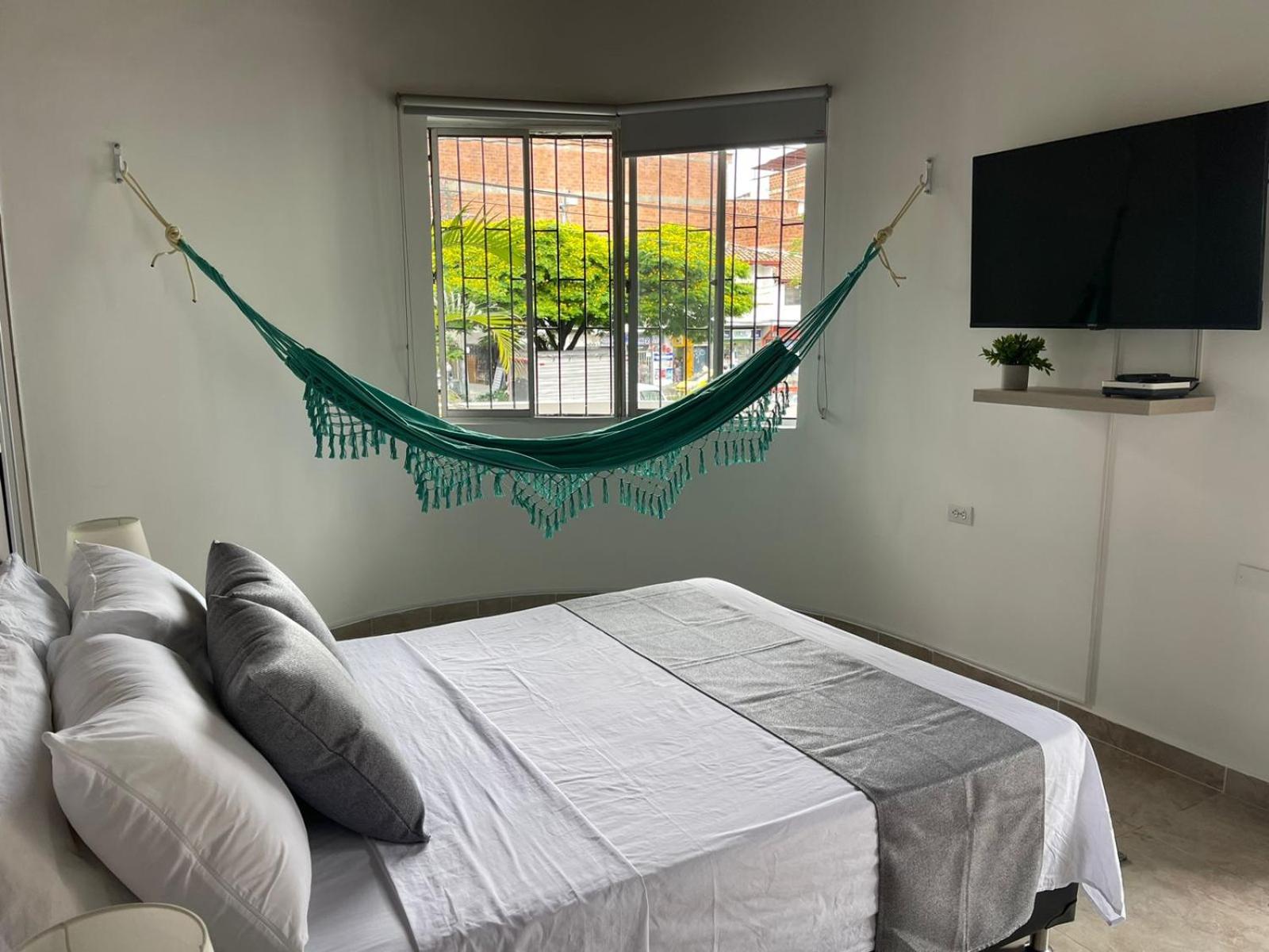 Apartamento con vista a laureles 401