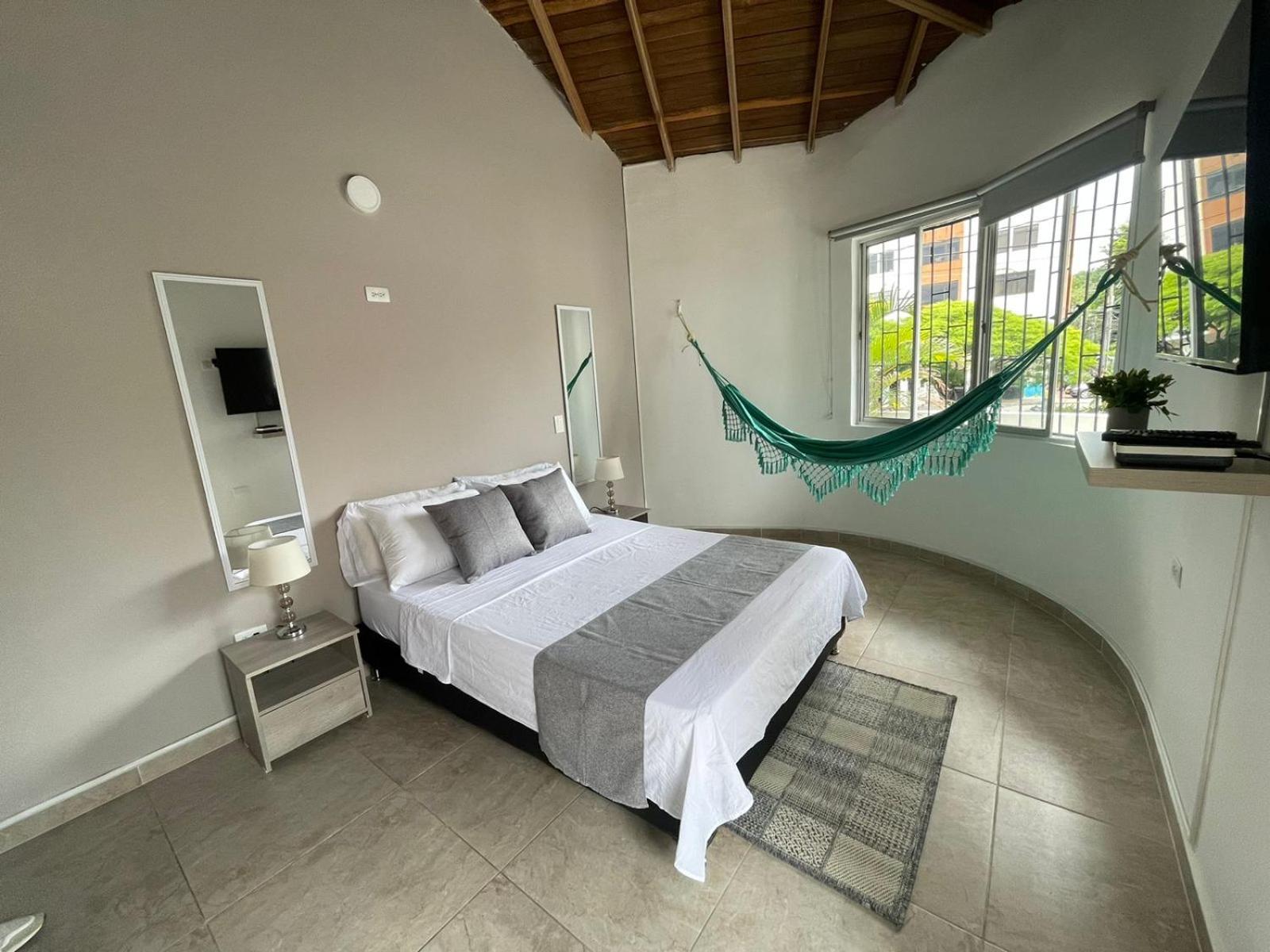 Apartamento con vista a laureles 401