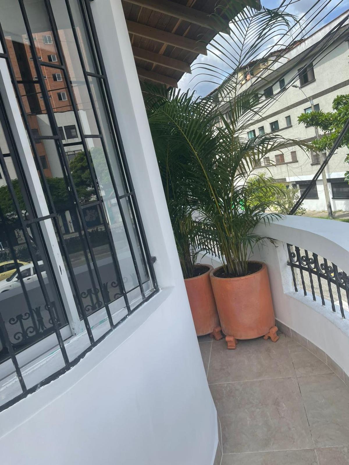 Apartamento con vista a laureles 401