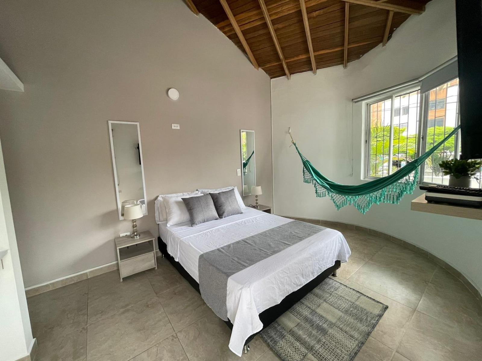 Apartamento con vista a laureles 401