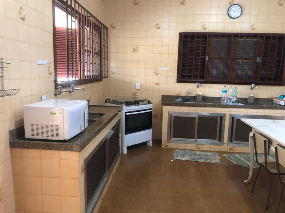 Casa Praia Costa Azul Rio das Ostras/RJ.