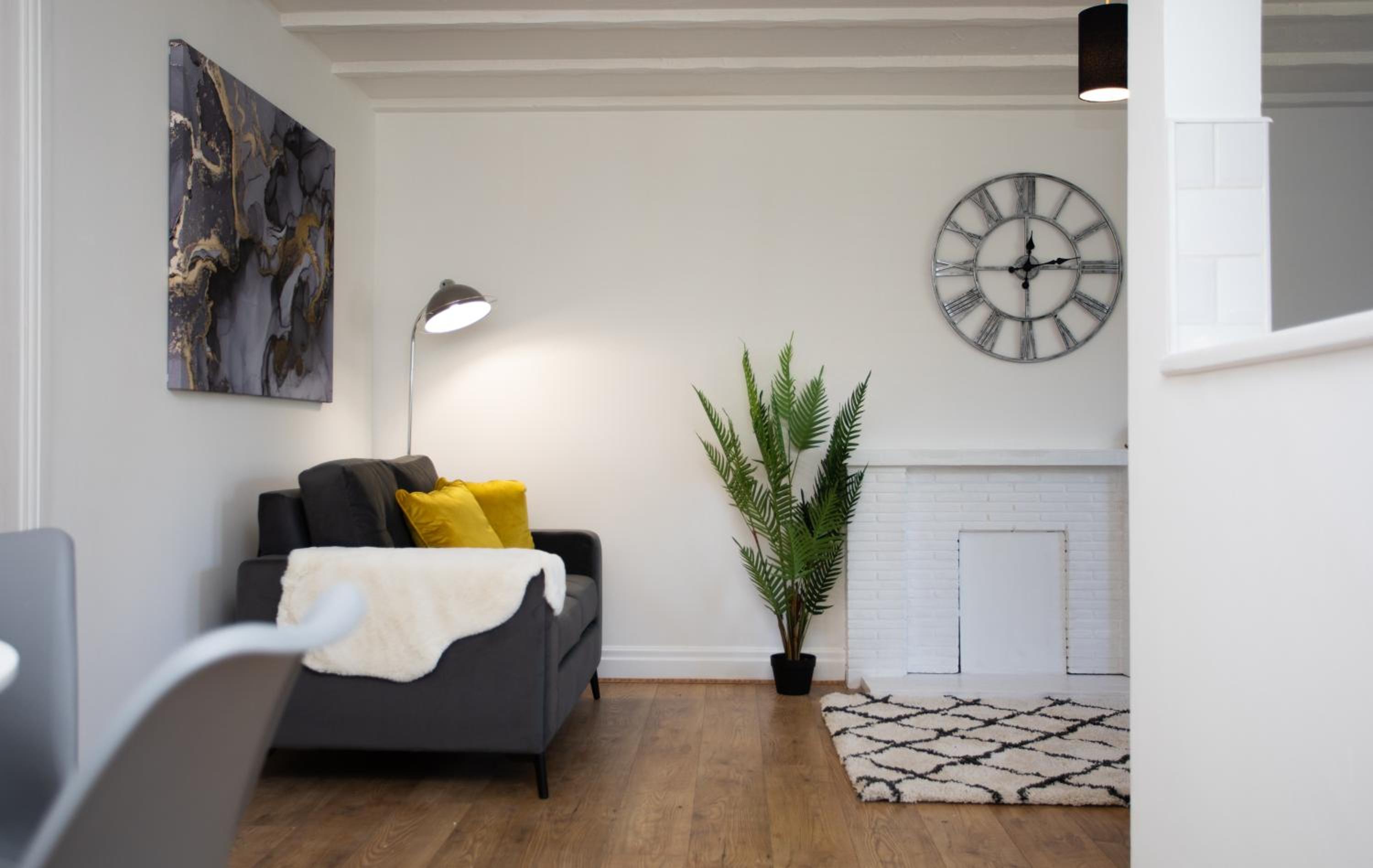 Cosy apartment in the heart of Old Town Beaconsfield