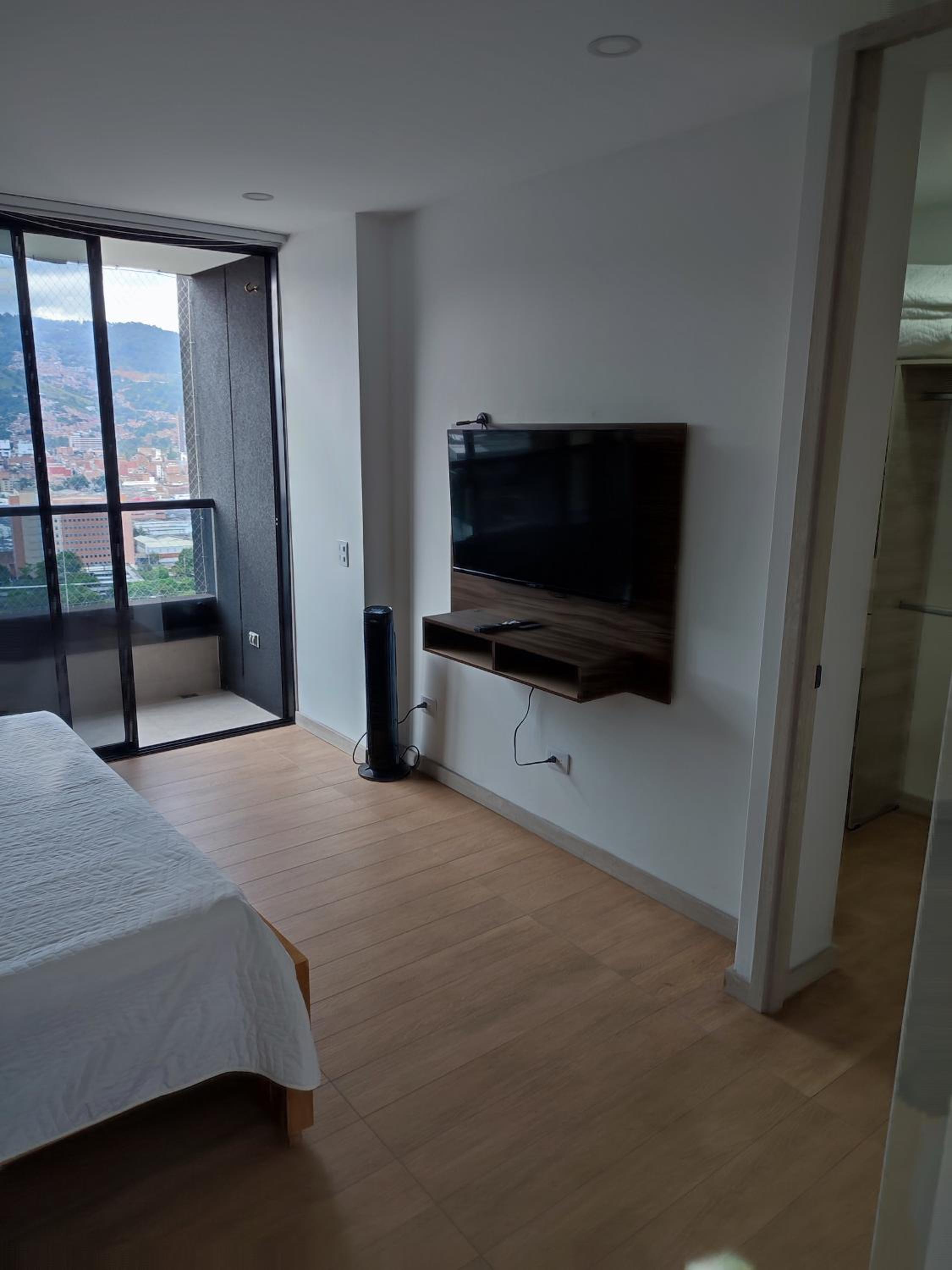 Super Loft Sabaneta 02, Class48 Cerca a TODO