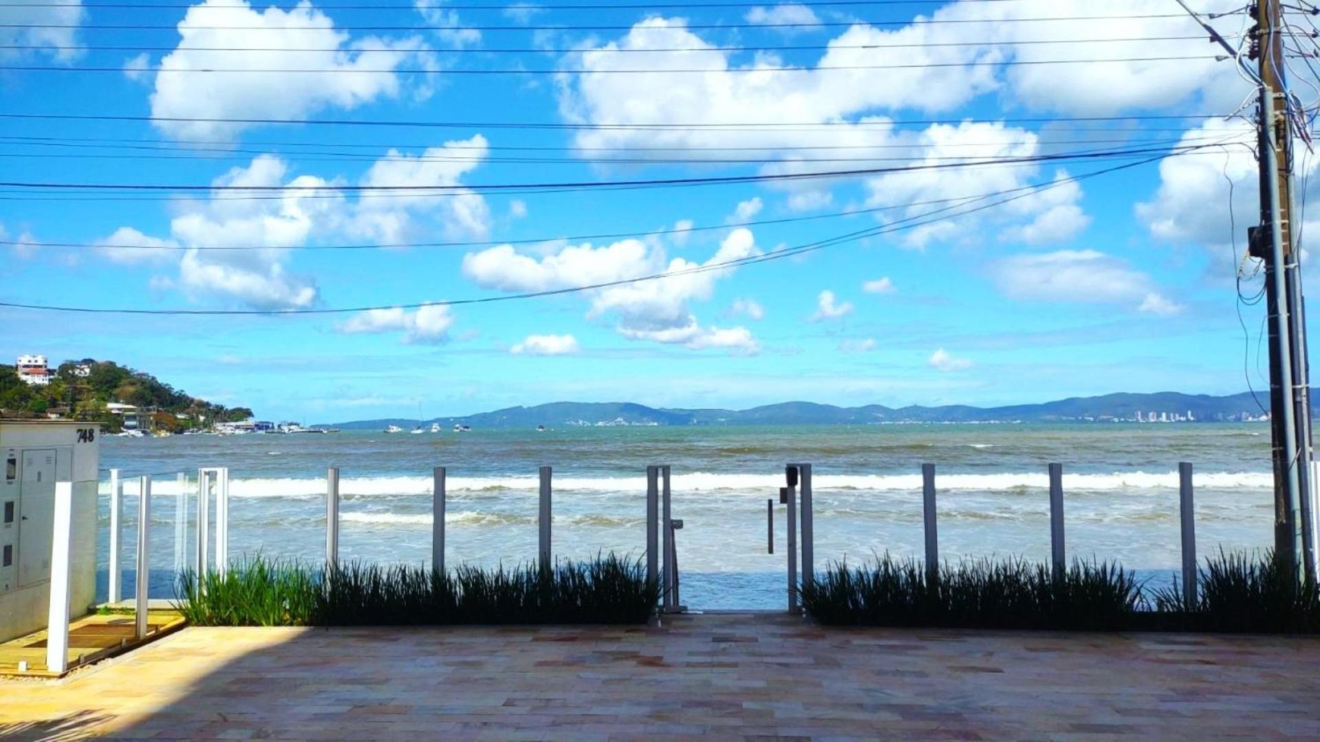 Apto Panorâmico Vista Mar em Itapema - SC