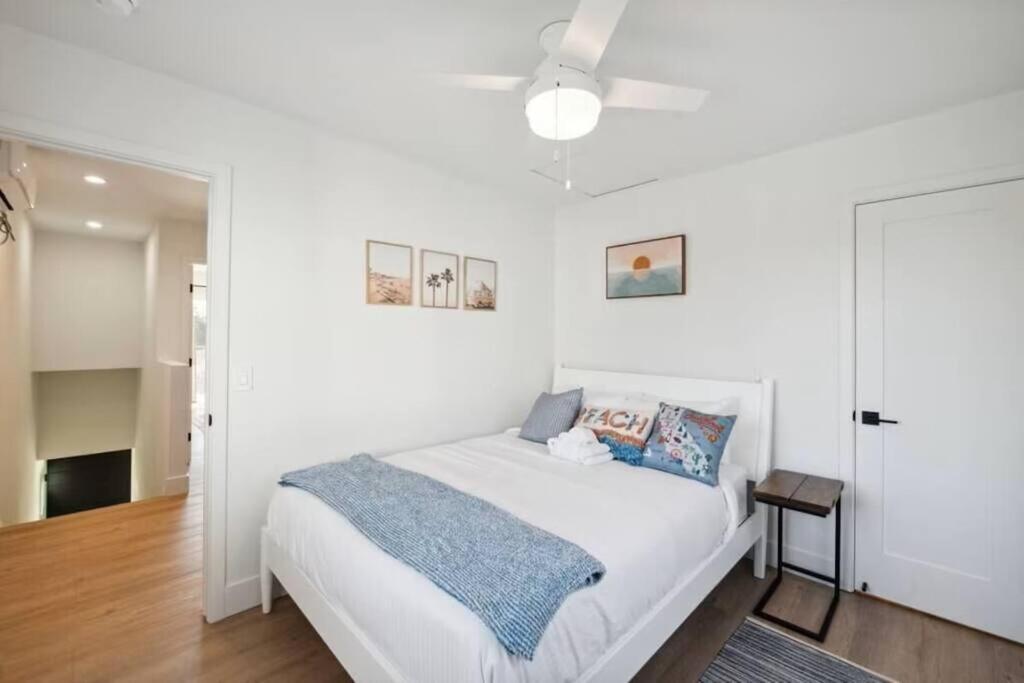Coastal Living at its Finest Pacific Beach view 3