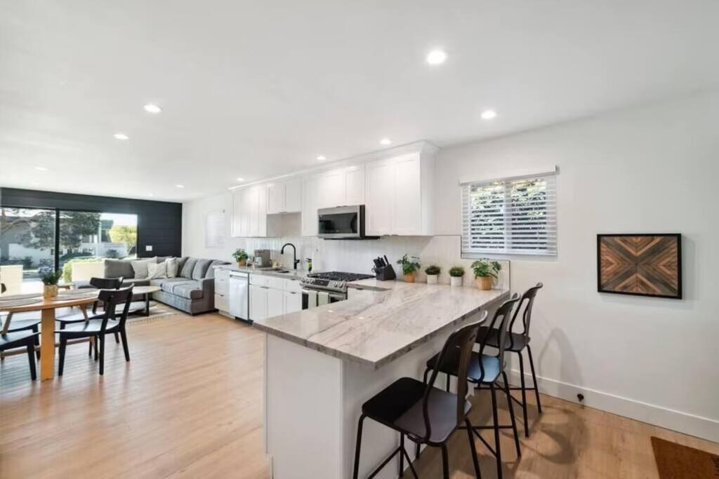 Coastal Living at its Finest Pacific Beach view 5