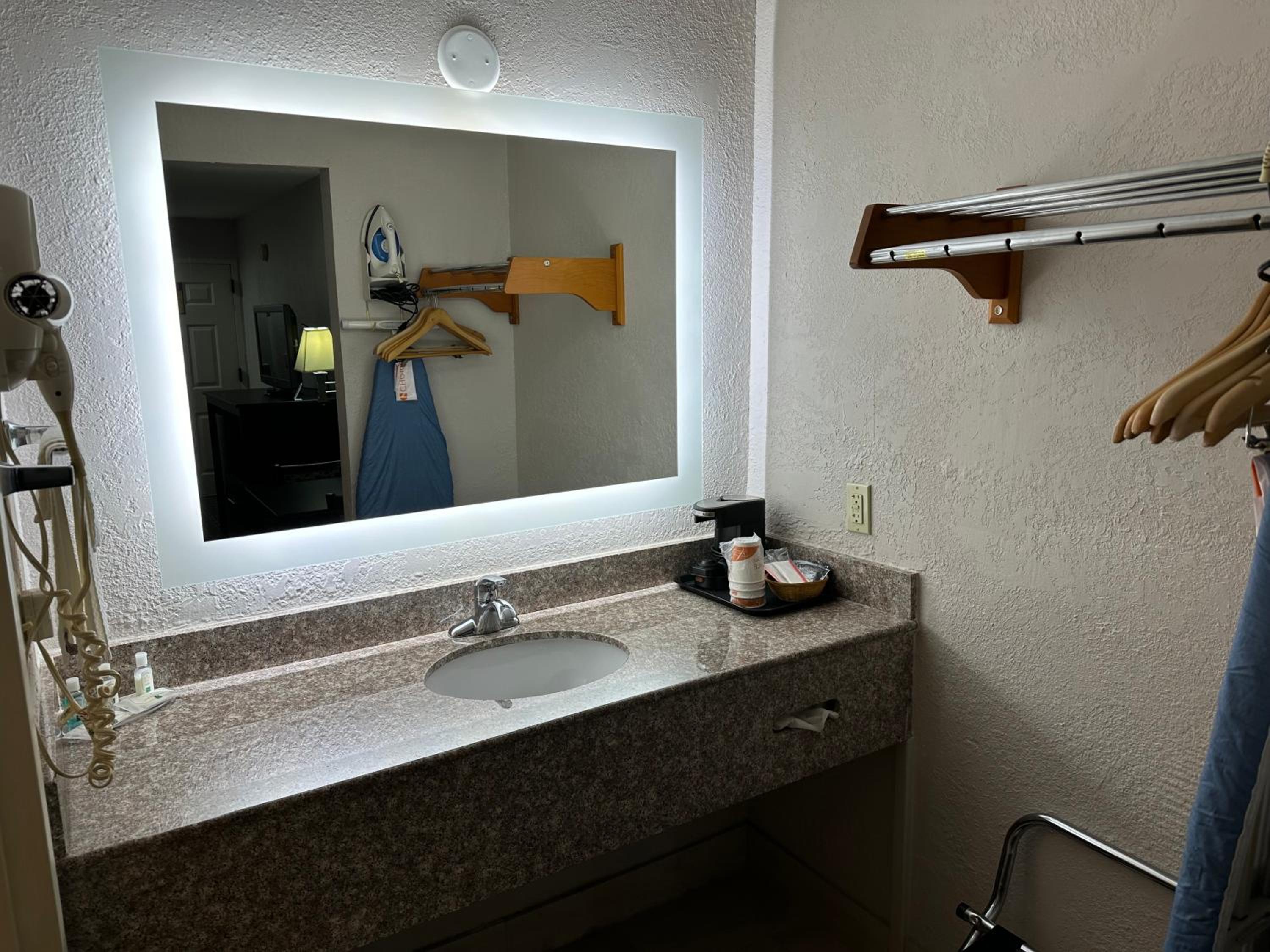 Quality Inn - Property Image 1