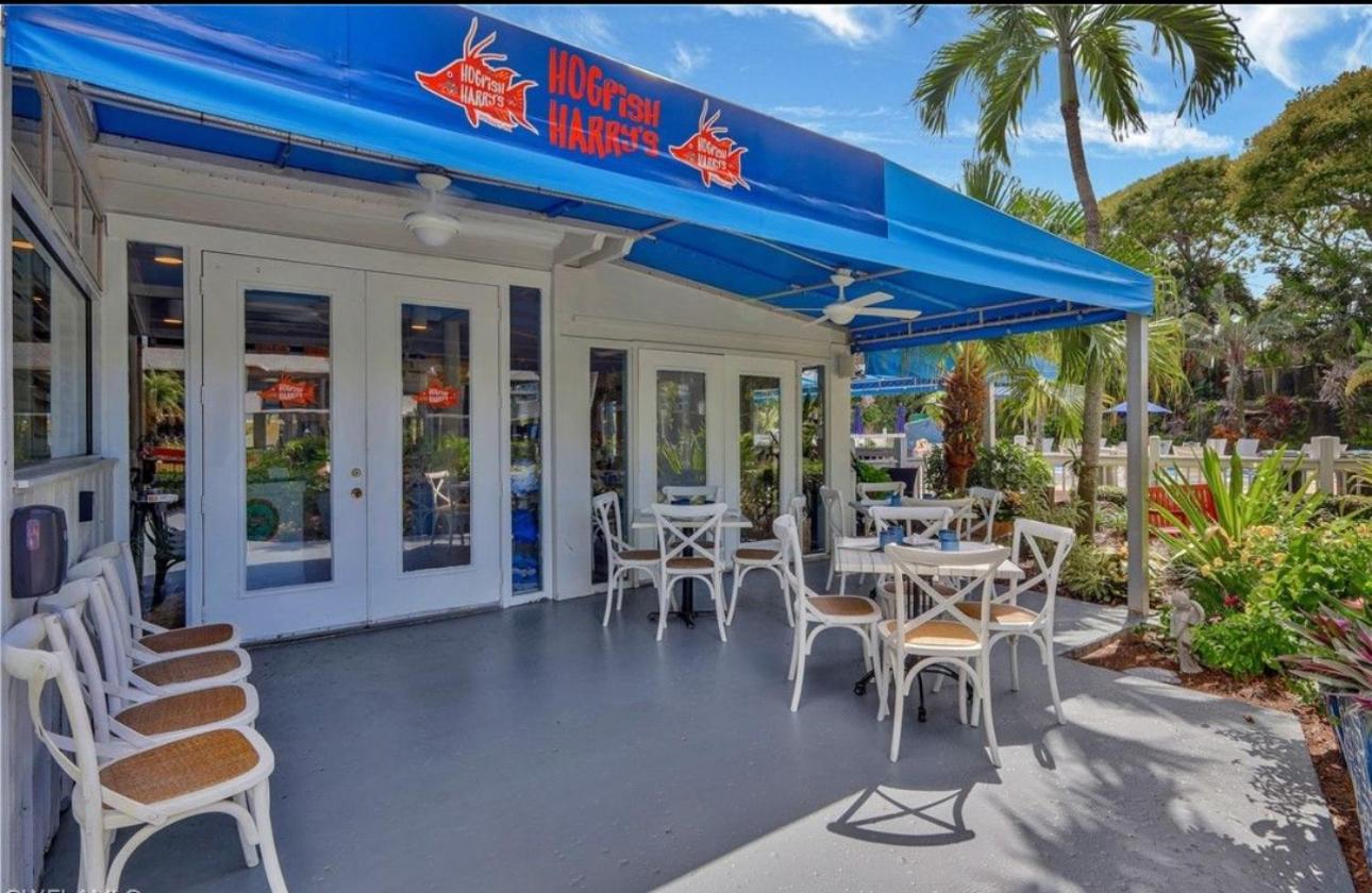 Park Shore Resort Beautiful Top Floor 2Bed 2Bath view 2