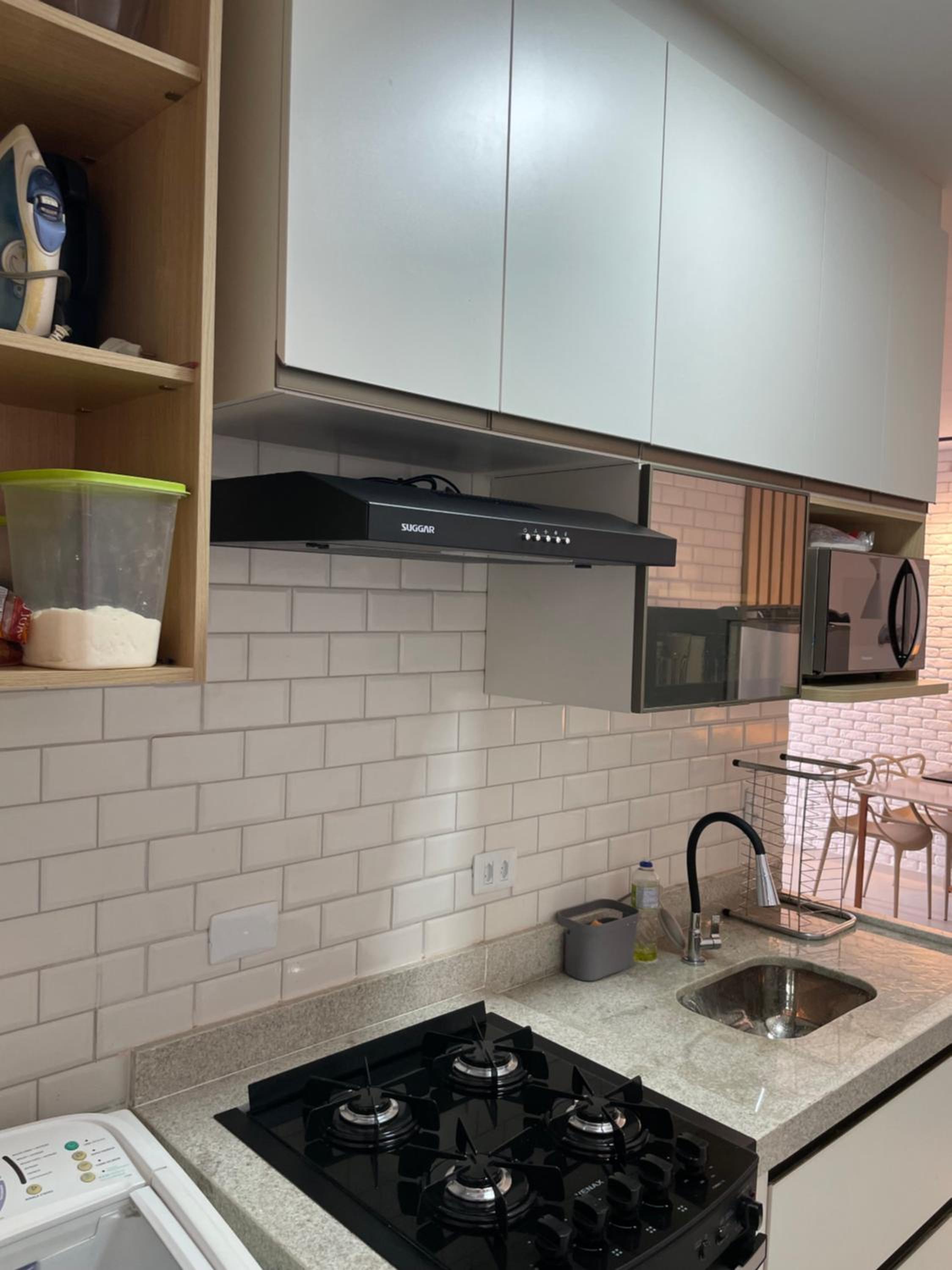 Apartamento praia da enseada 300 metros da praia