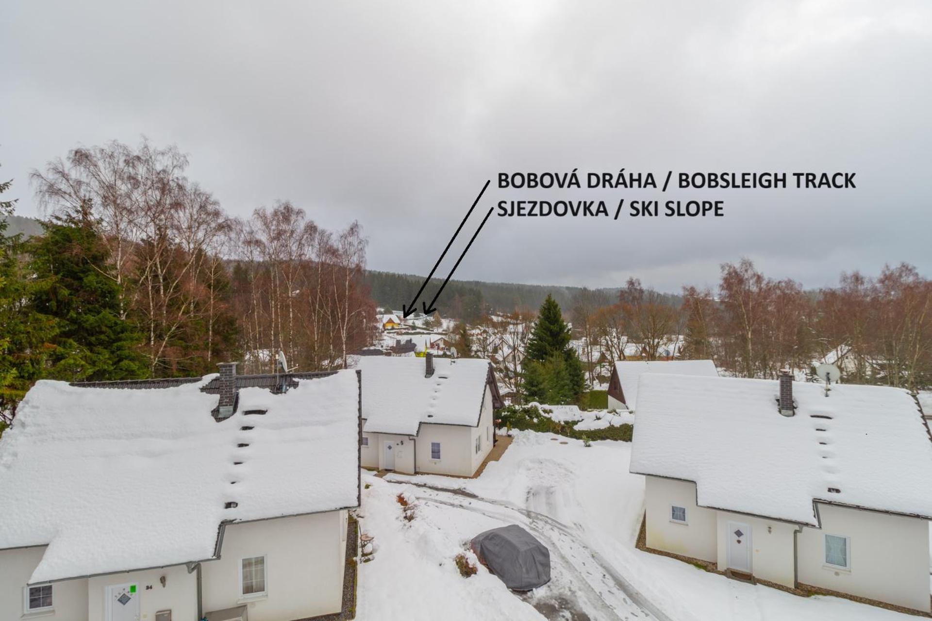 LIPNO Moss Apartment