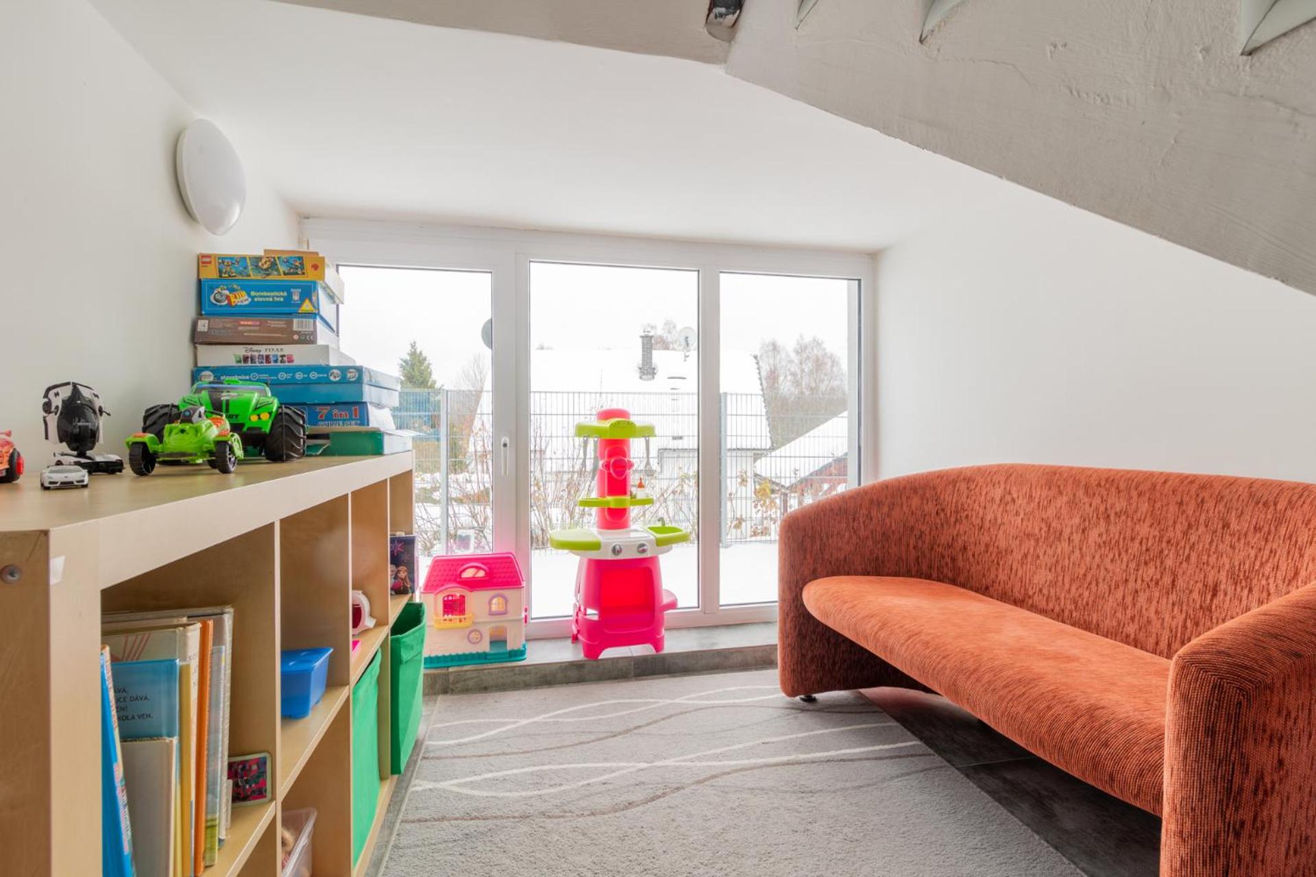 LIPNO Moss Apartment