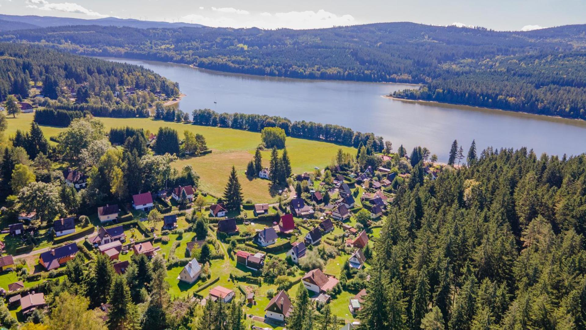 LIPNO Moss Apartment