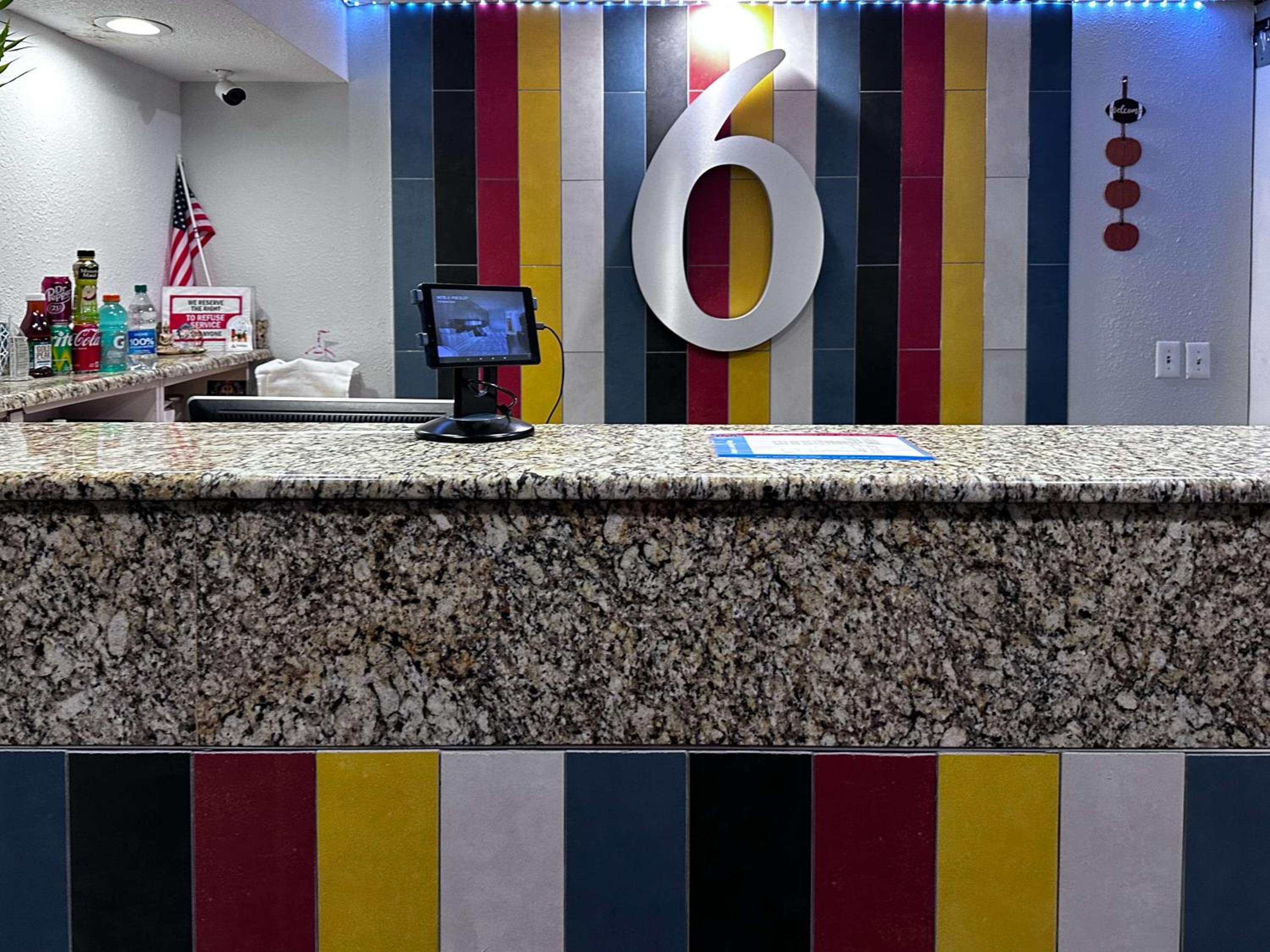 Pine Bluff Vacations - Motel 6-Pine Bluff, AR - Property Image 3