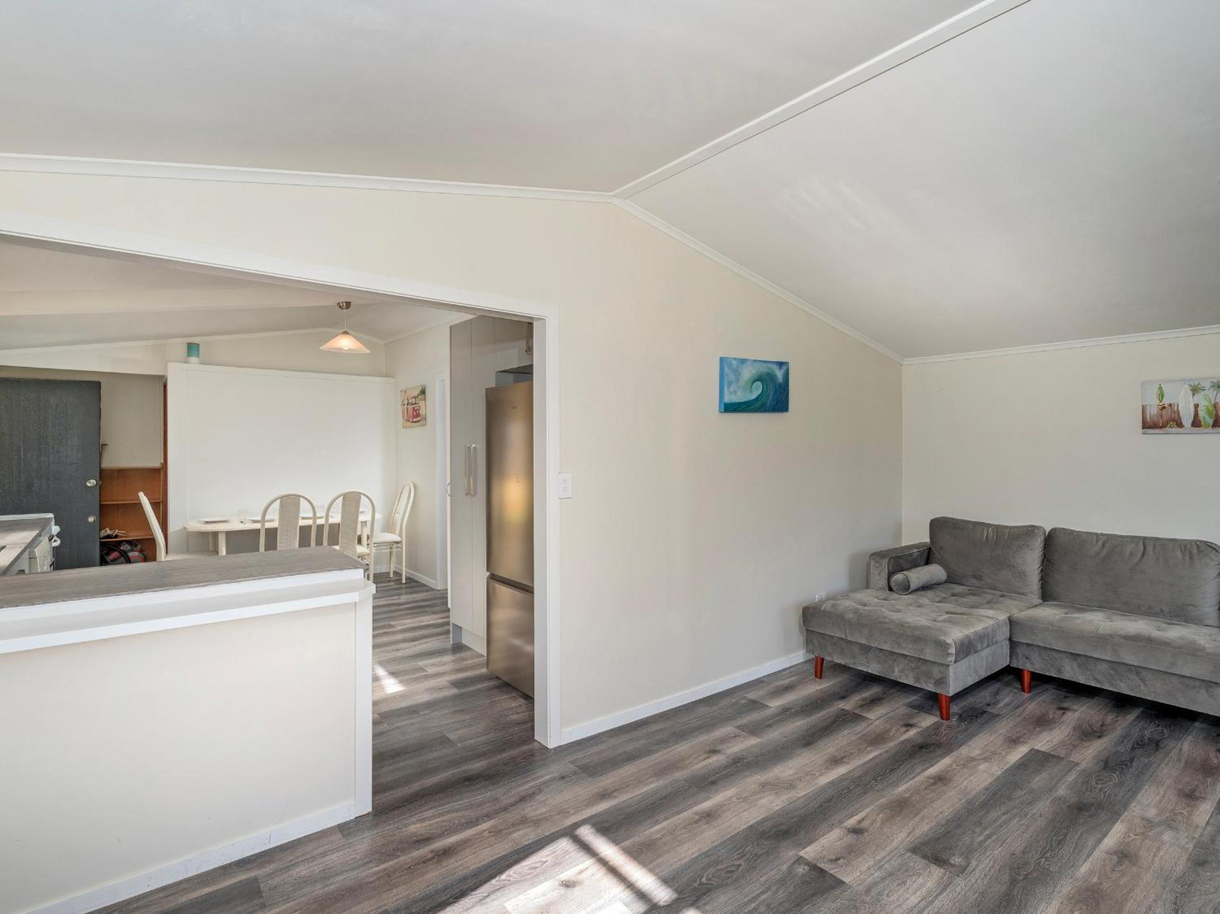Barefoot Daze - Matarangi Holiday Home