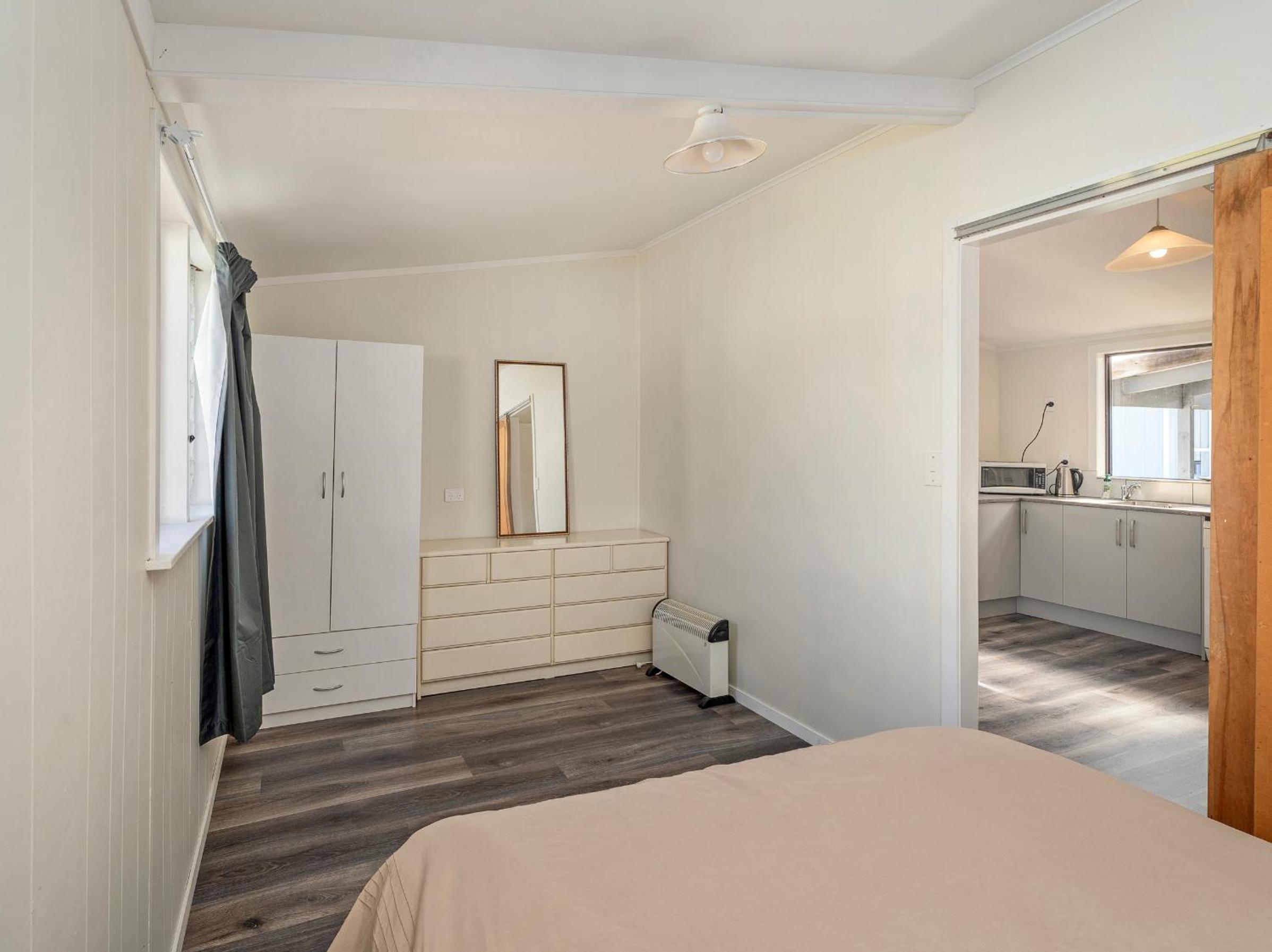 Barefoot Daze - Matarangi Holiday Home