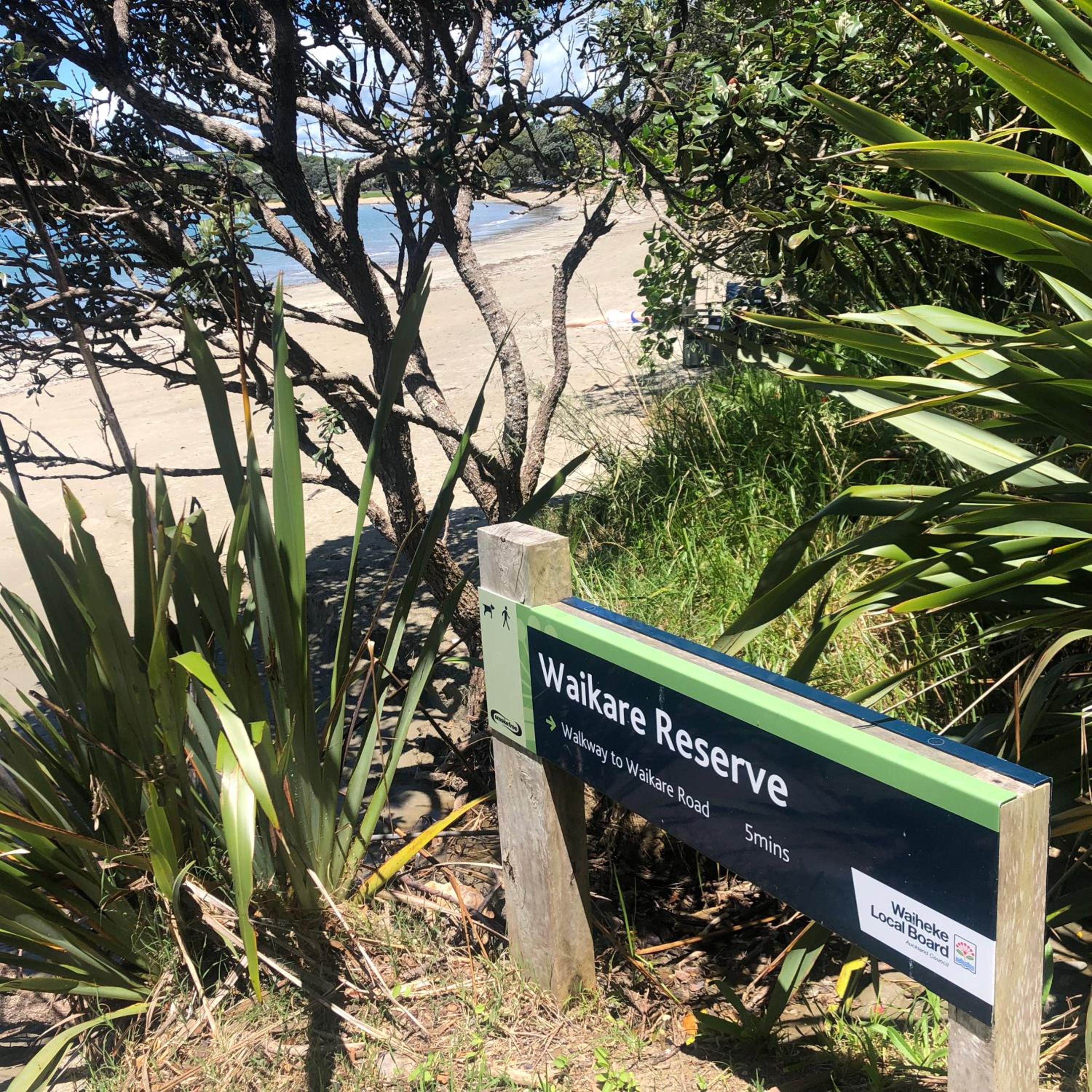 Oneroa Bay Apartment