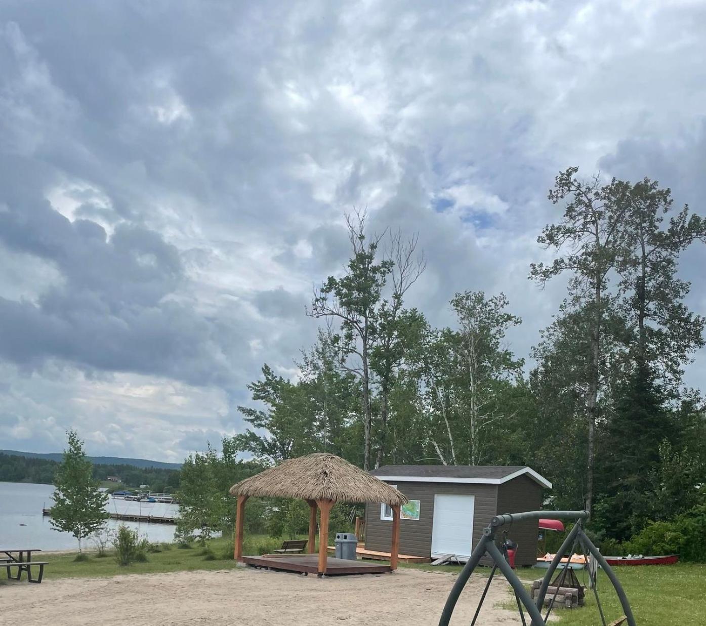 Les Chalets Baie Cascouia