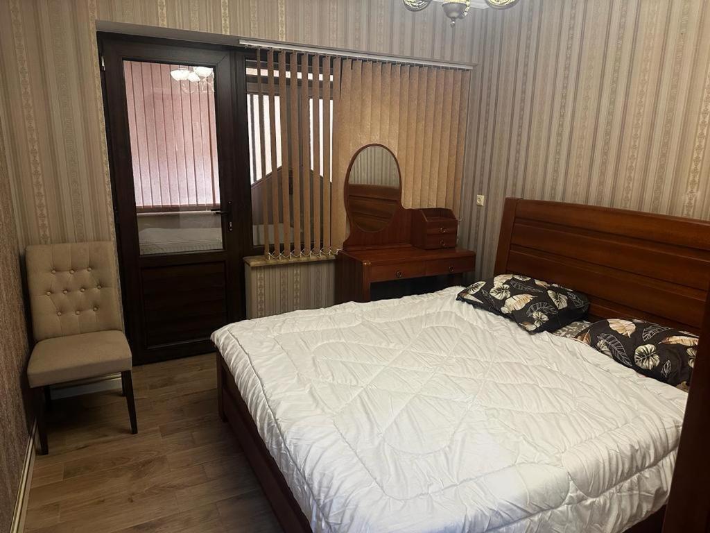Rose villa home