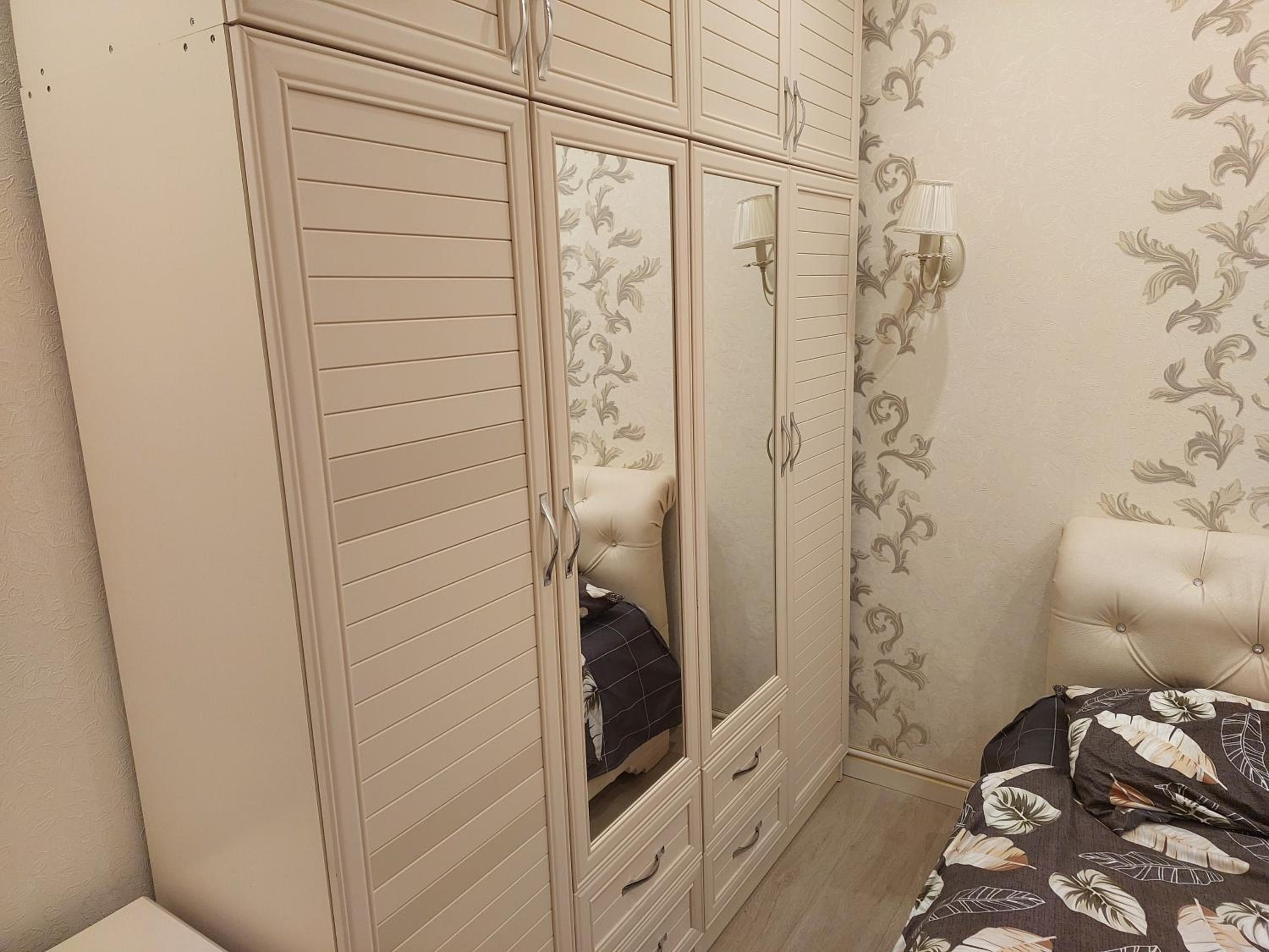 Rose villa home