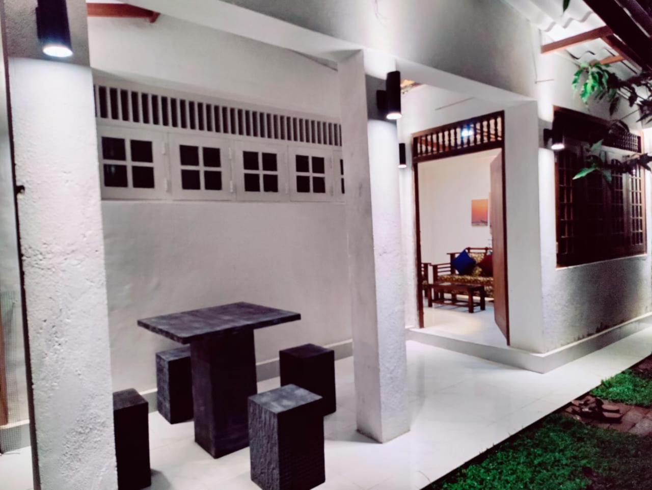 Araliya Uyana Residencies Colombo - Entire House with Two Bedrooms view 2