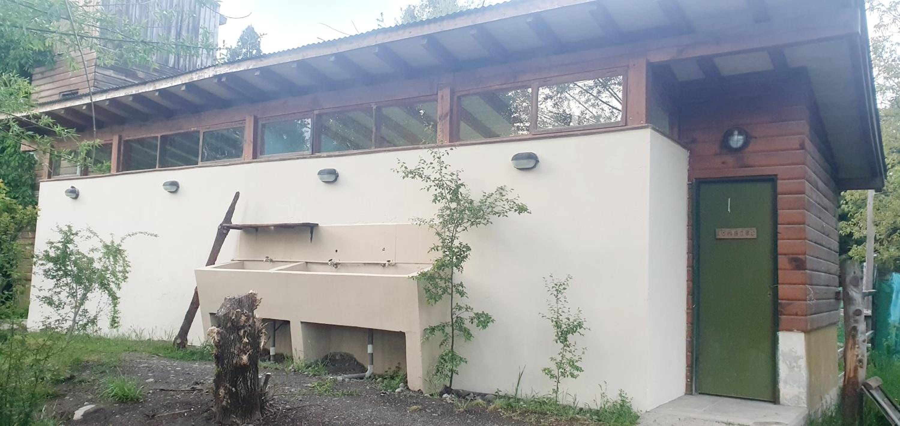 Hostel,Dormis y Camping Costa Bolsón