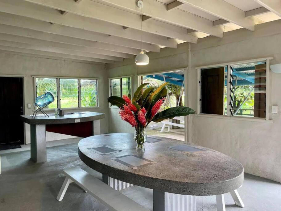 Tapunui Spacious Retreat with Superfast Internet