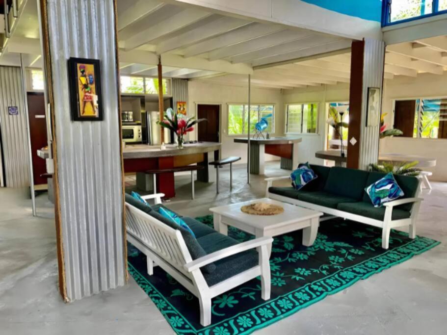 Tapunui Spacious Retreat with Superfast Internet