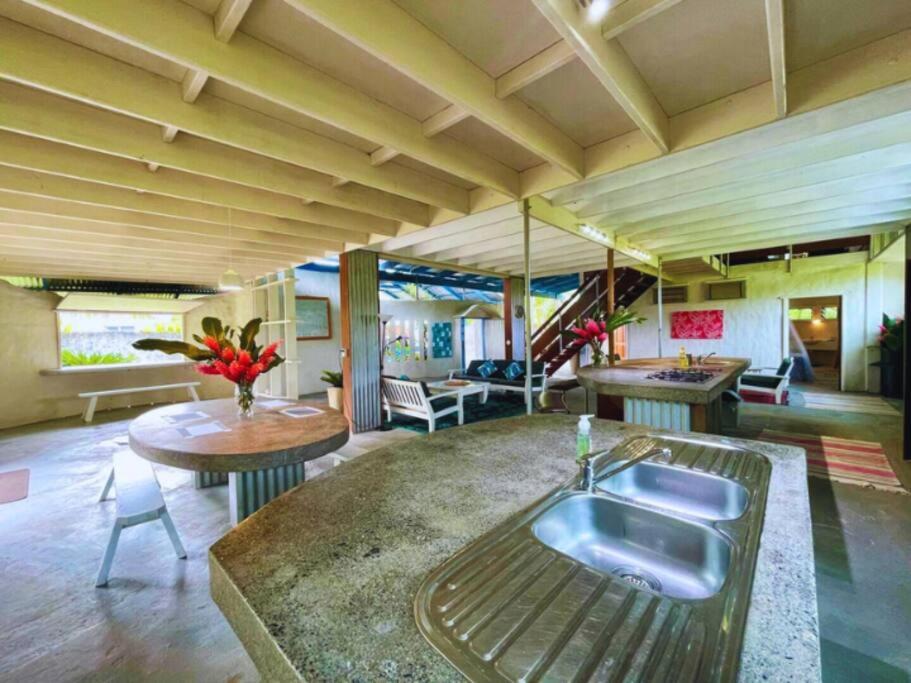Tapunui Spacious Retreat with Superfast Internet