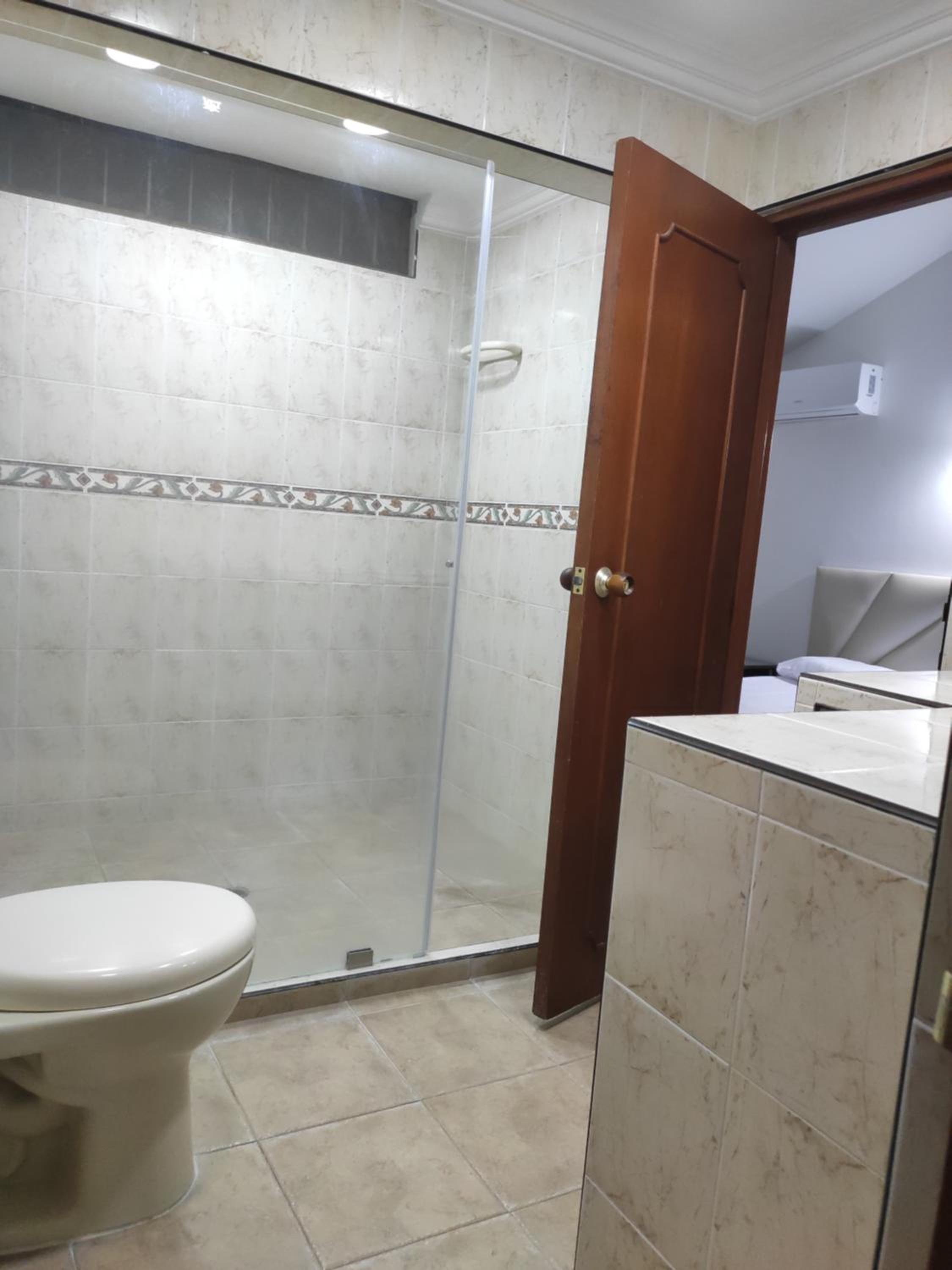 Apartamento, Casa en Buga