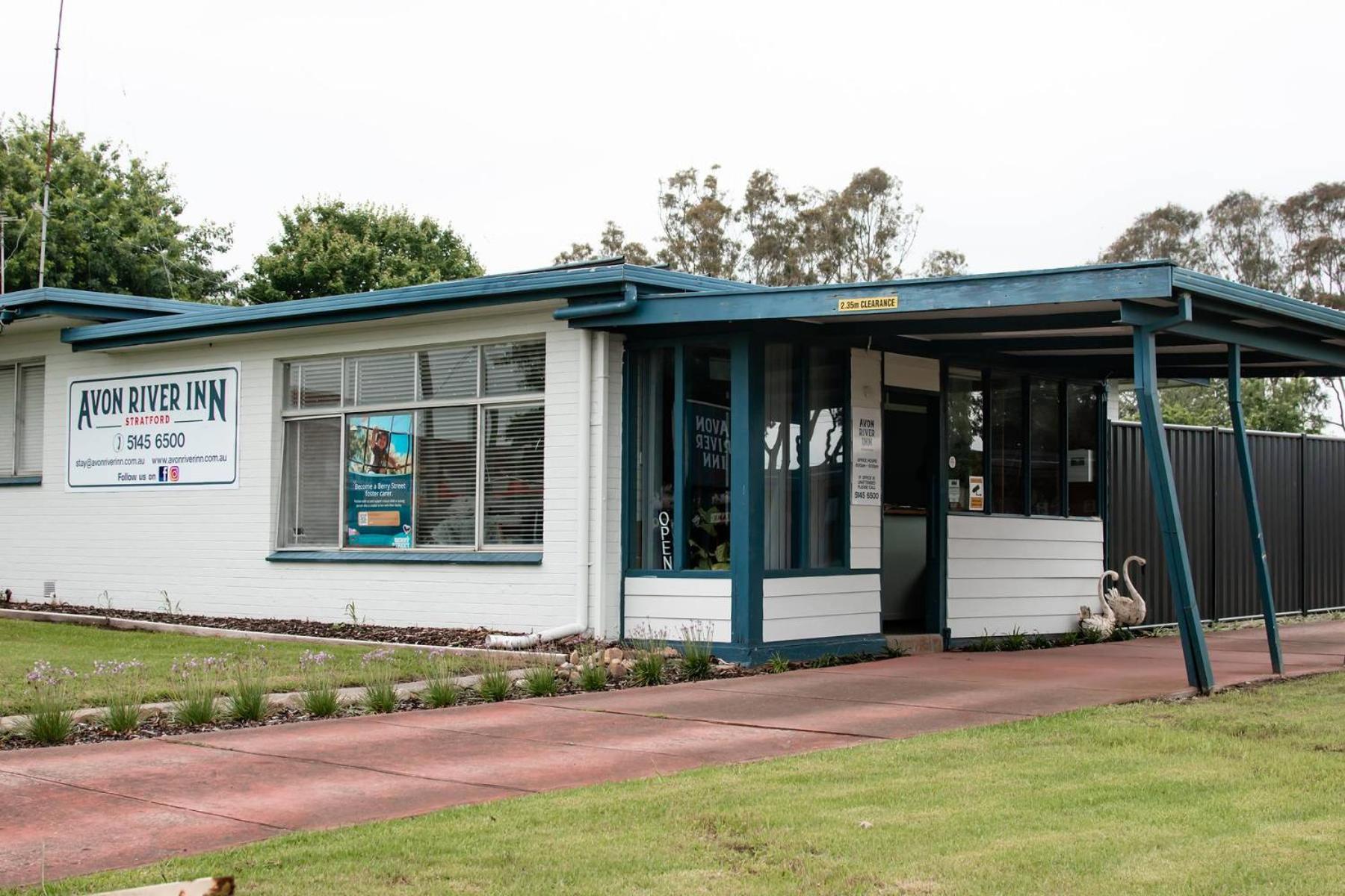 Avon River Inn