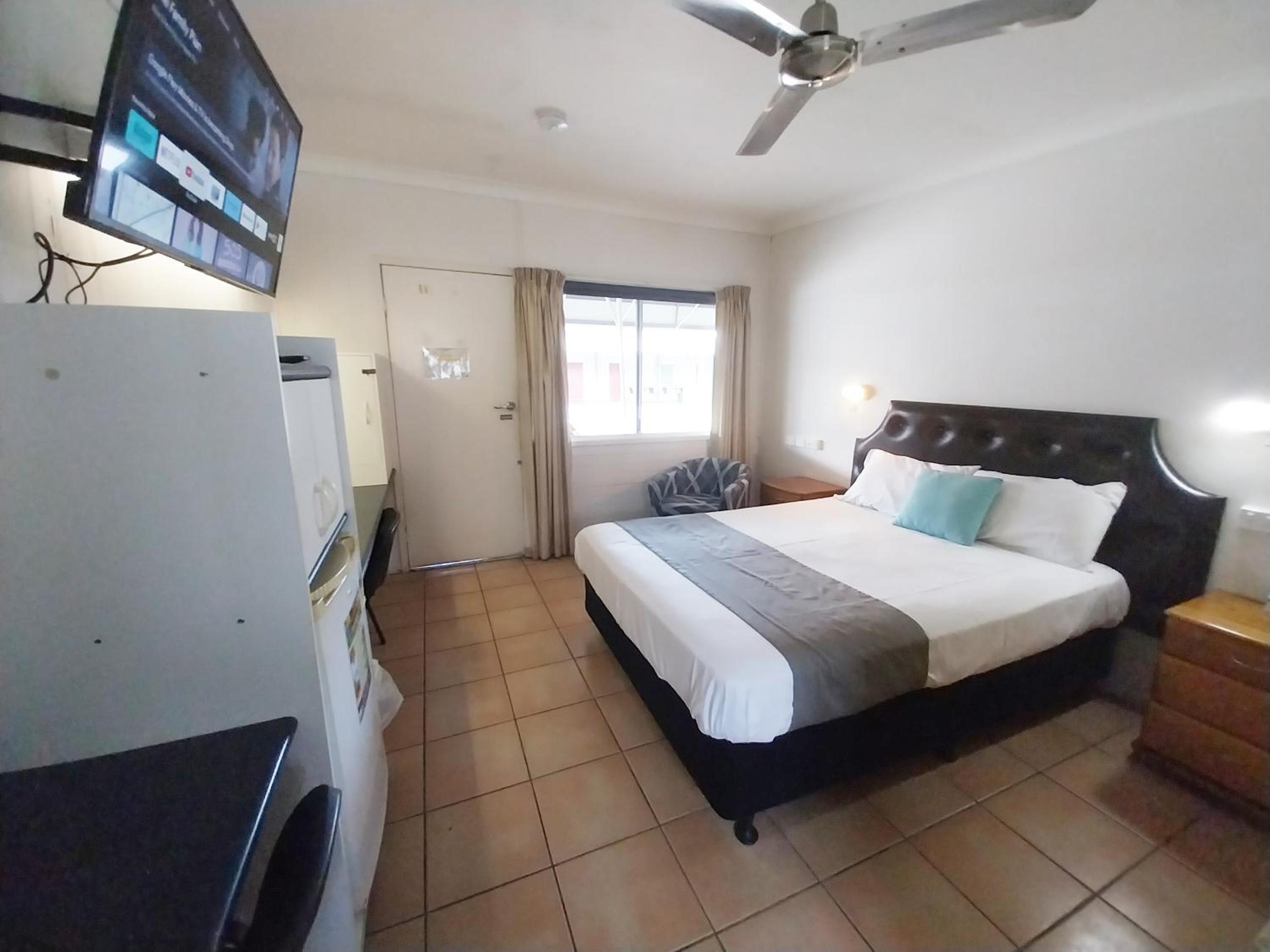 Tropic Coast Motel