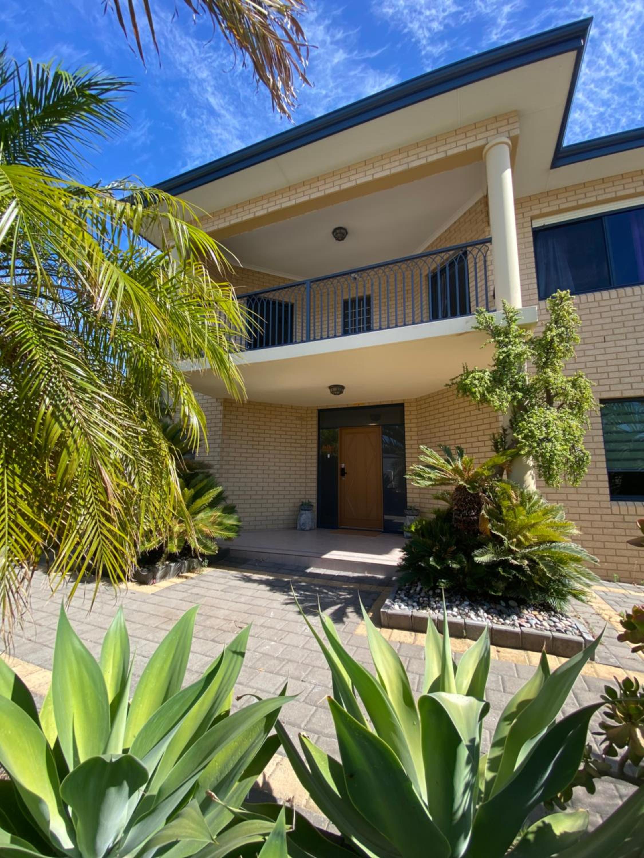 Sunny Ocean View Retreat