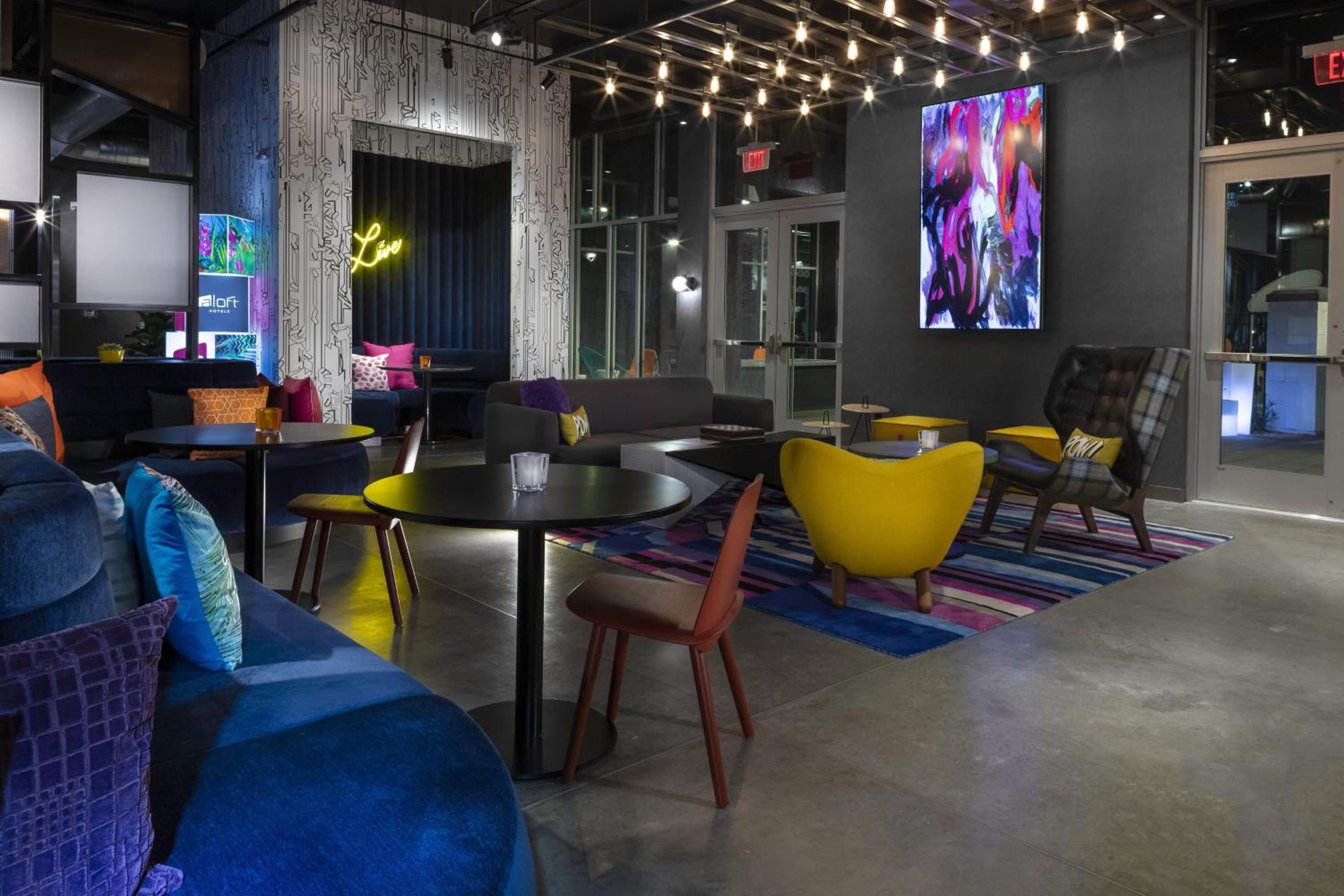 Phoenix Vacations - Aloft Glendale at Westgate - Property Image 4