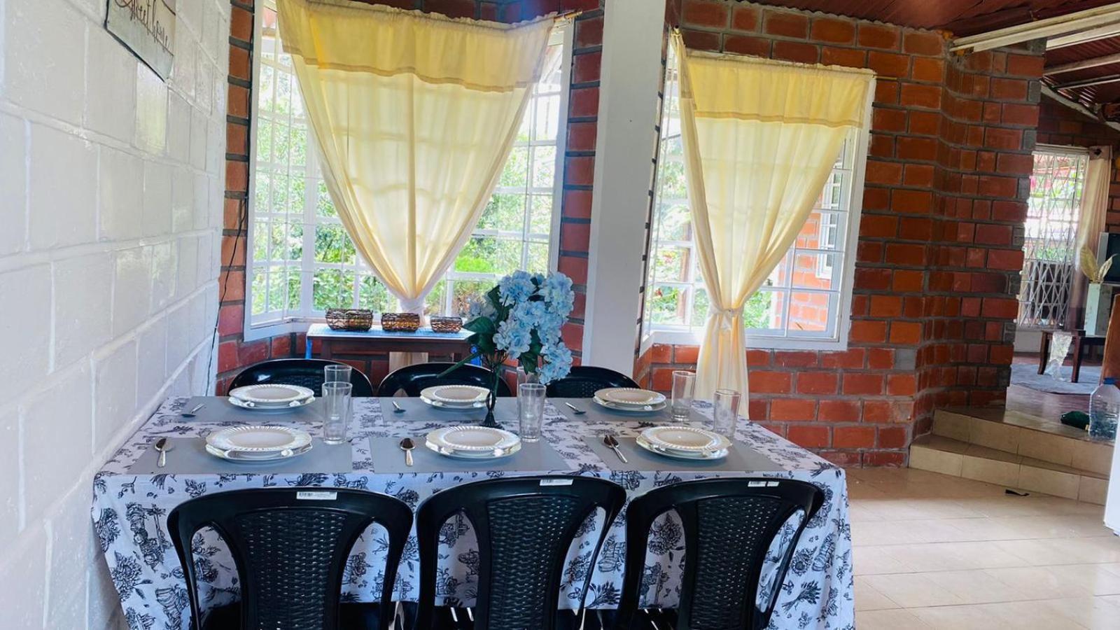 CASA ENTERA HERMOSA con Desayunos incluidos