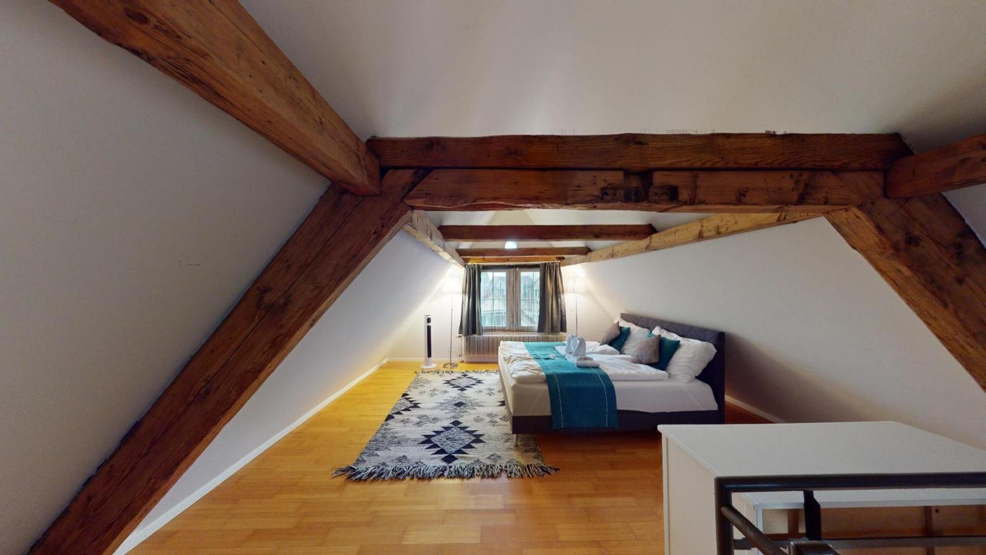 Charmante zentrale 2.5 Zimmer Maisonette Wohnung view 2