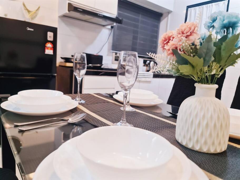 New! 4-7pax 2bedrooms condo near Mount Austin JB
