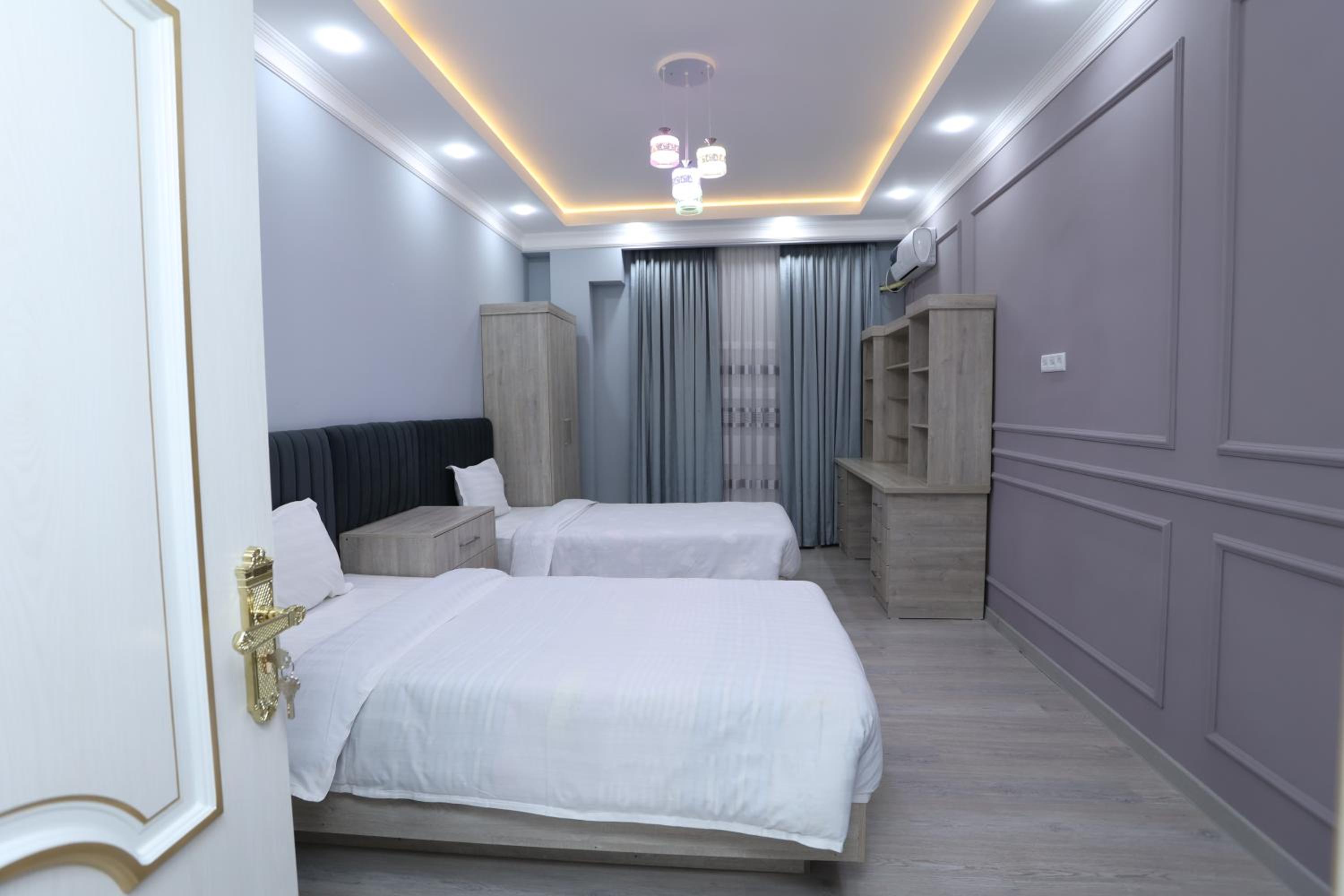 CHlNOR APARTAMENT