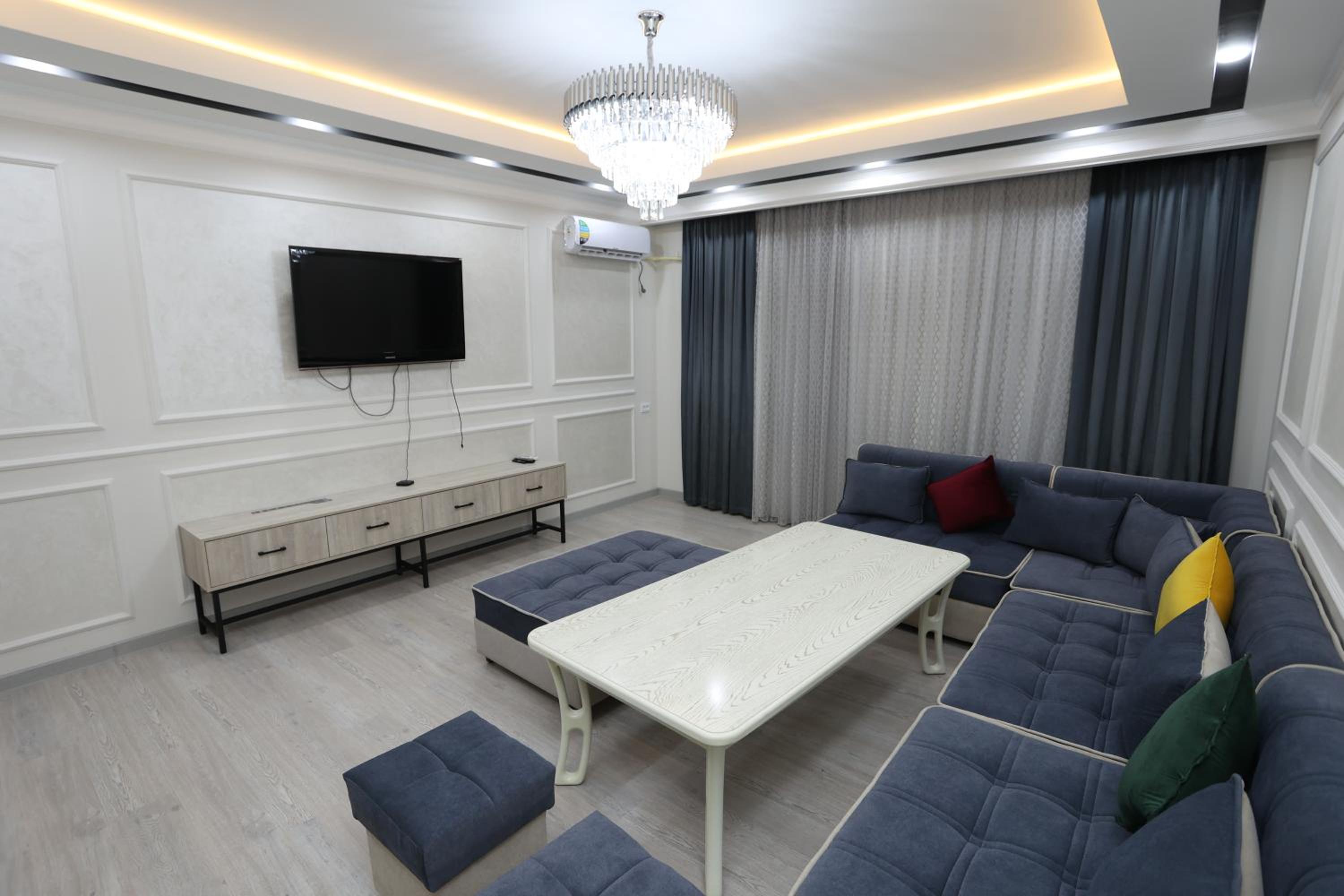 CHlNOR APARTAMENT