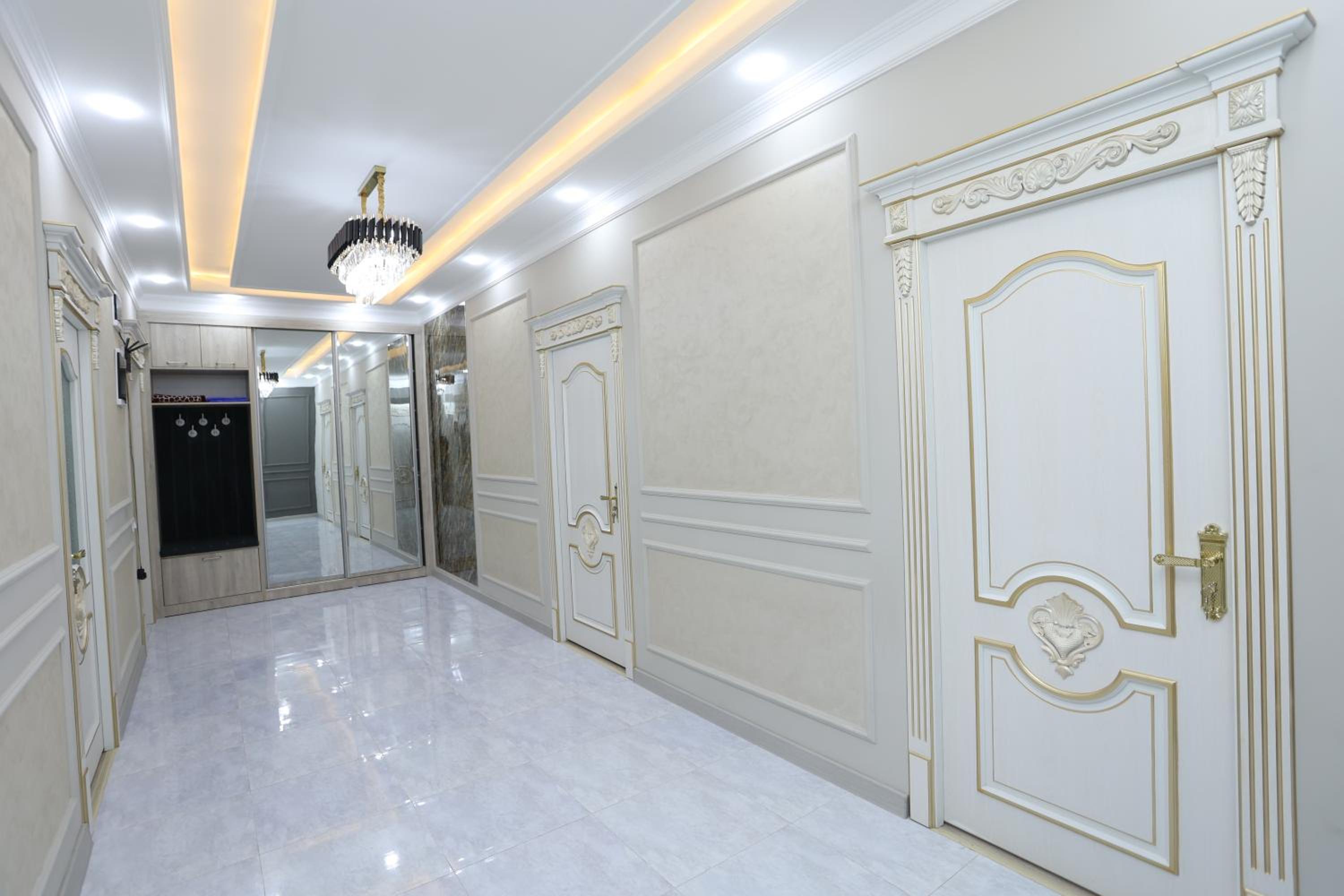 CHlNOR APARTAMENT