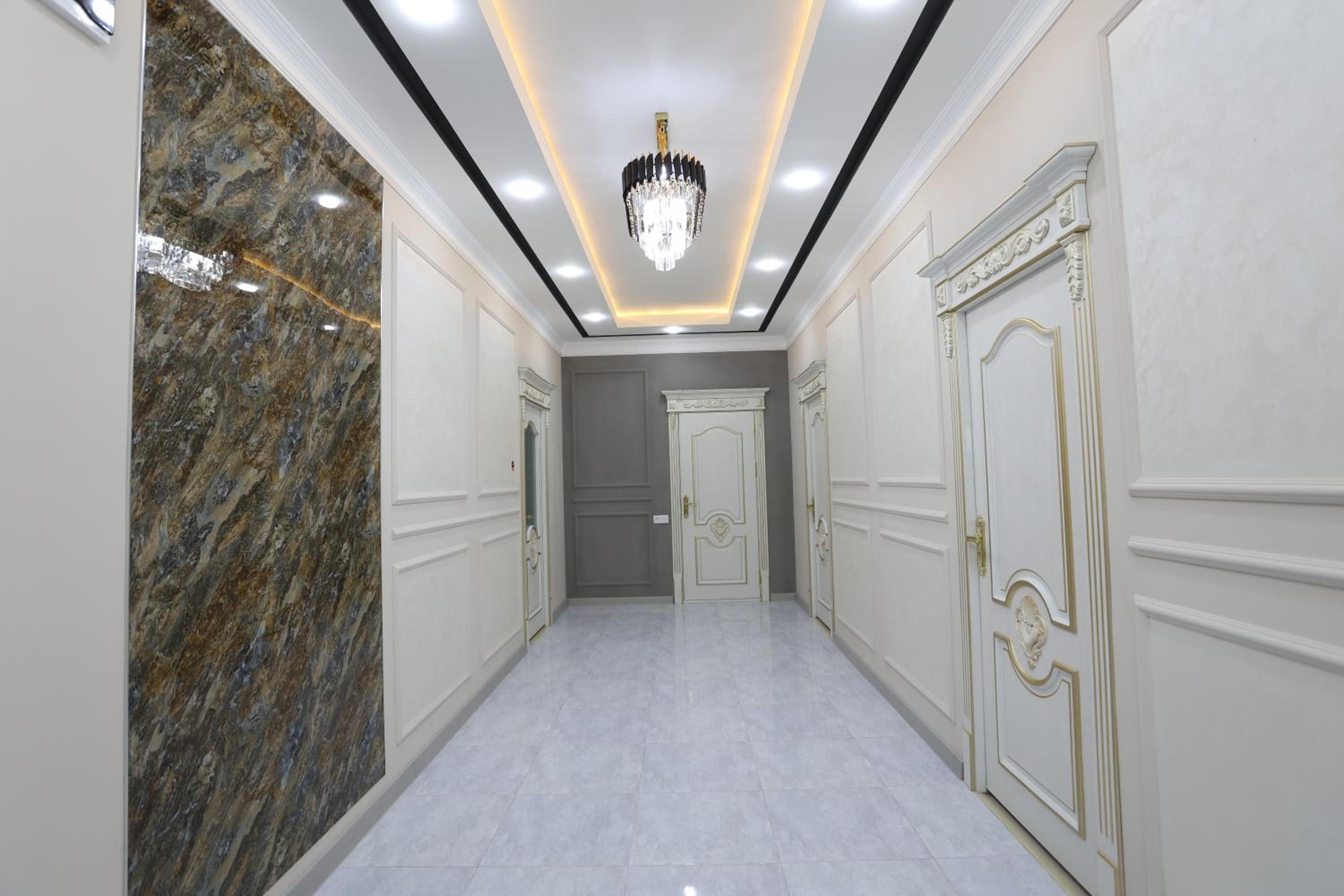 CHlNOR APARTAMENT