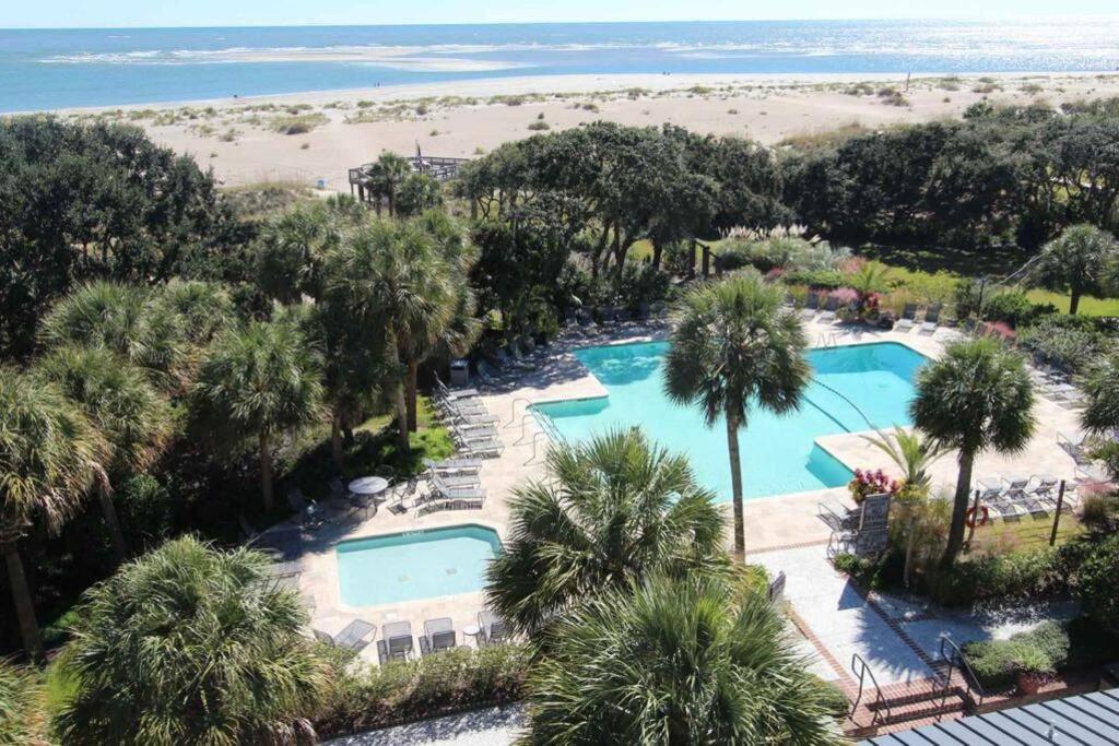 Shipwatch 418 - Luxury Oceanfront Penthouse in Isle of Palms view 3