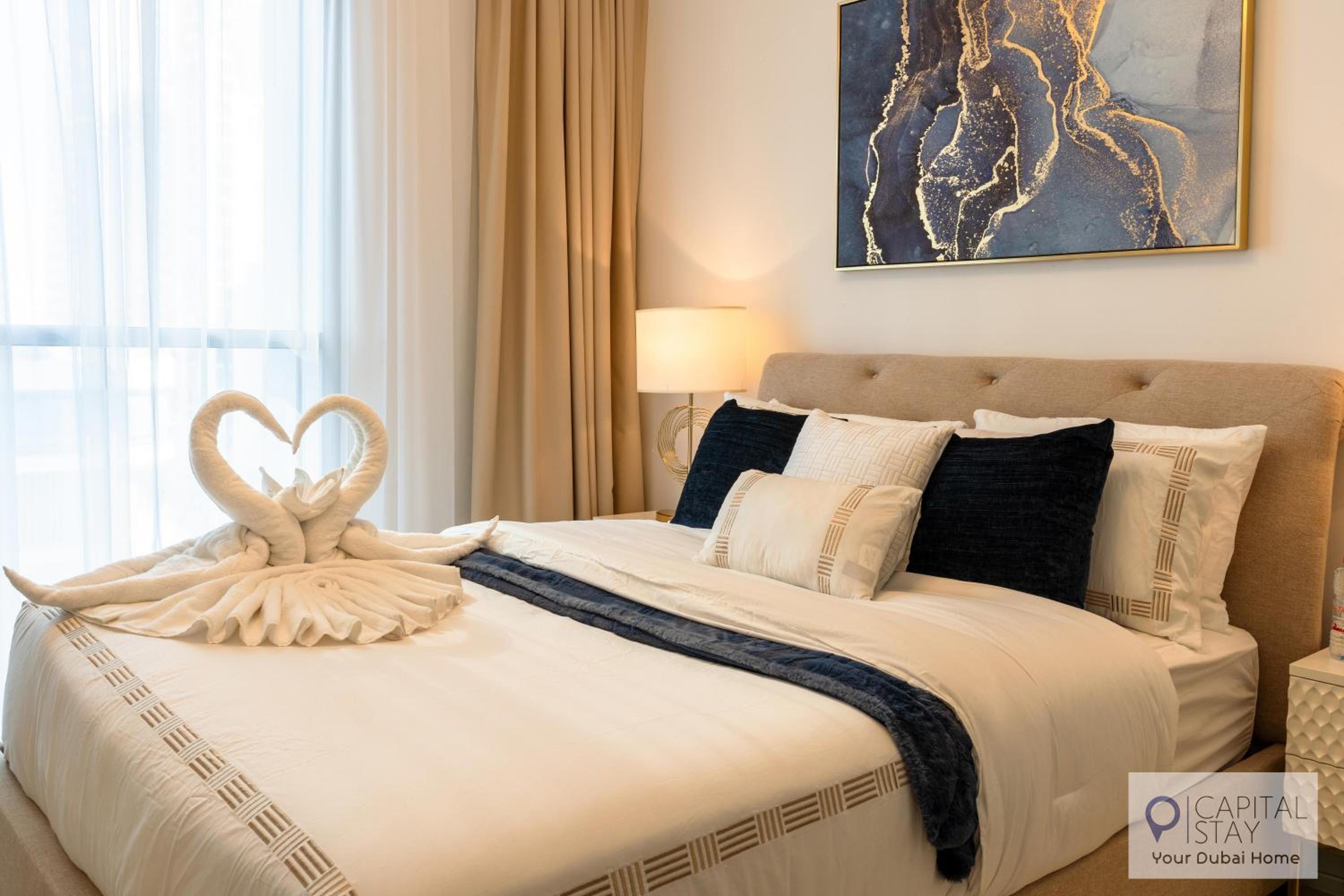 Capital Stay - 4 Bed Apt in Beachfront Palm Jumeriah