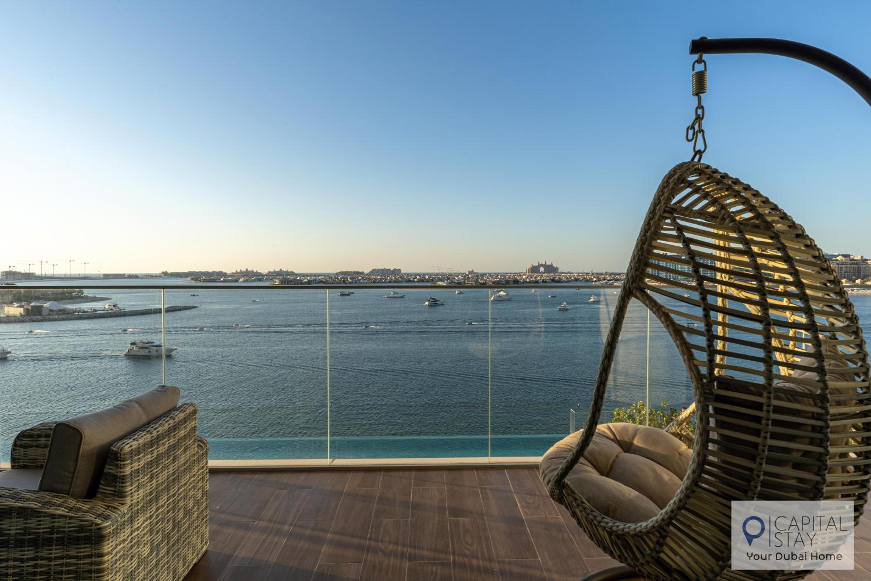Capital Stay - 4 Bed Apt in Beachfront Palm Jumeriah