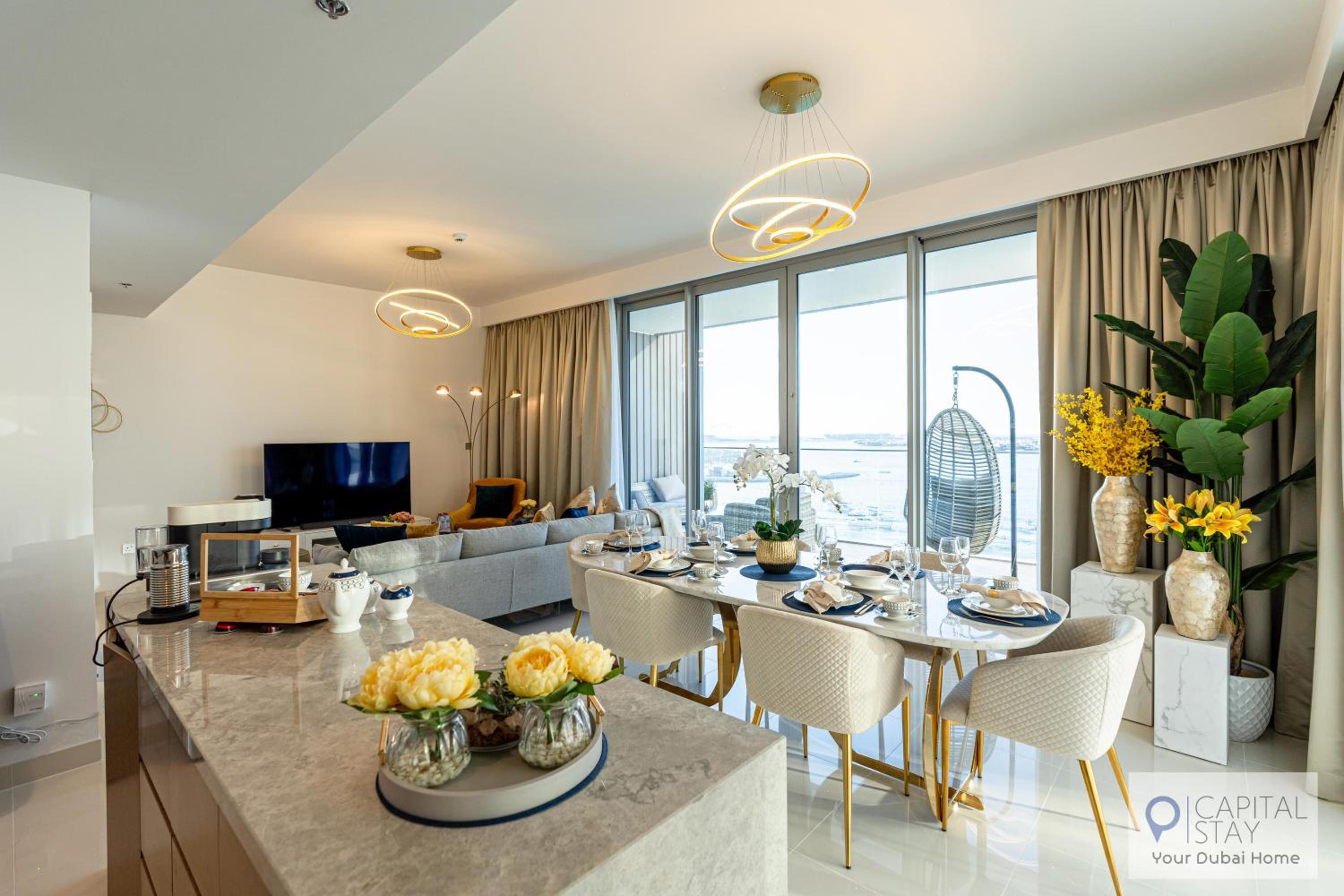 Capital Stay - 4 Bed Apt in Beachfront Palm Jumeriah