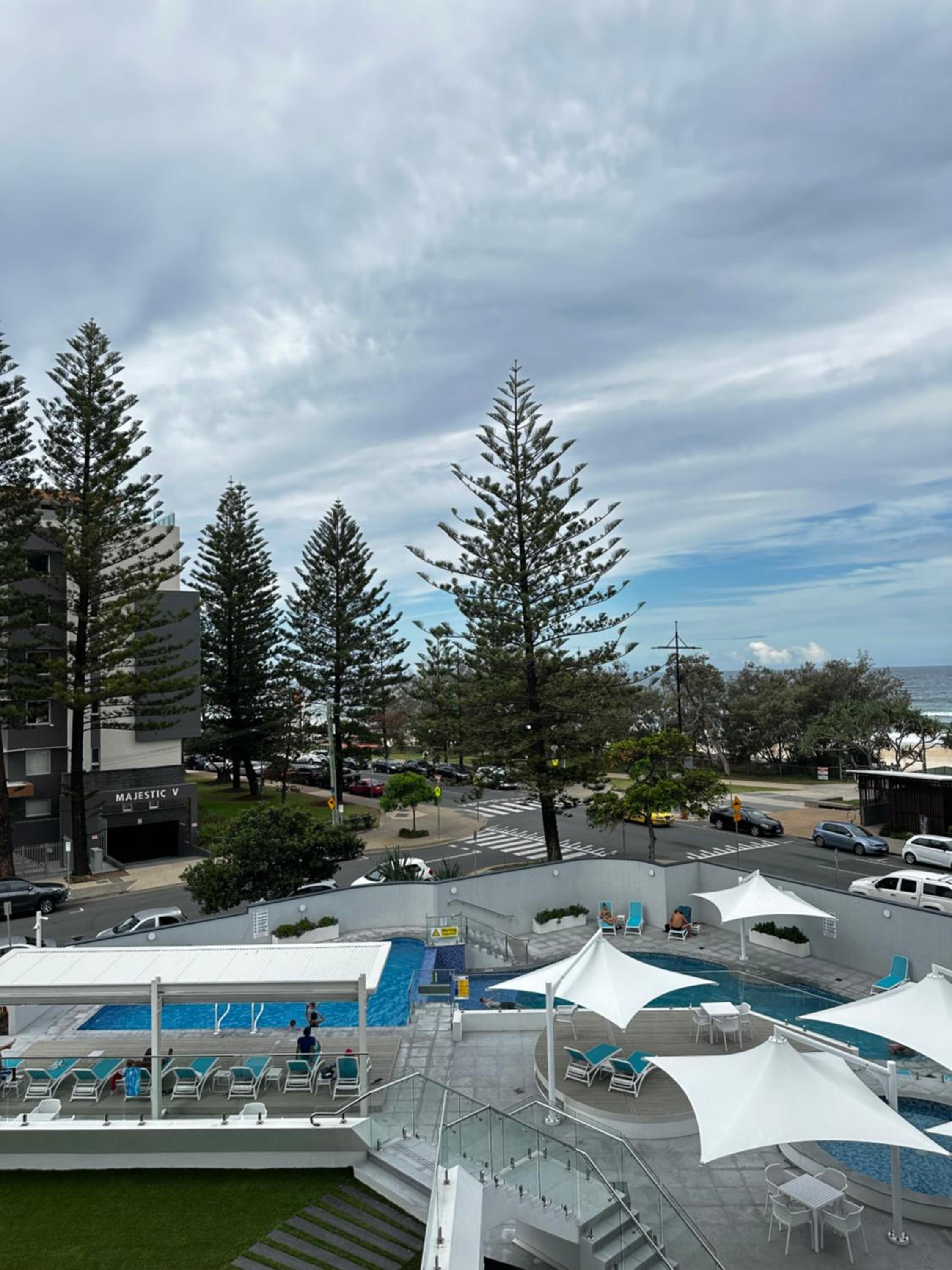 Core beachfront 2 Bedrooms Apartment by Gold Coast Premium