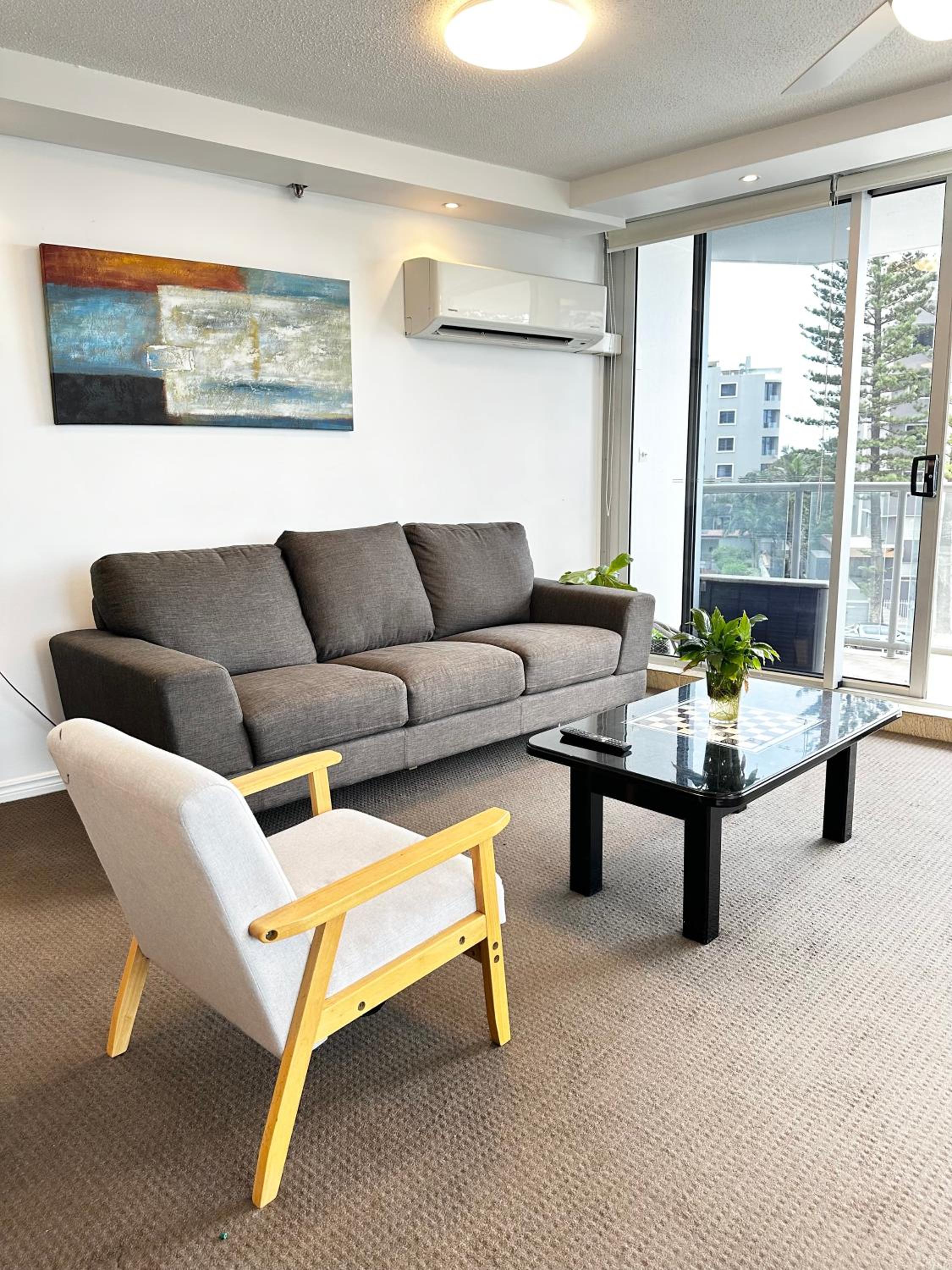 Core beachfront 2 Bedrooms Apartment by Gold Coast Premium