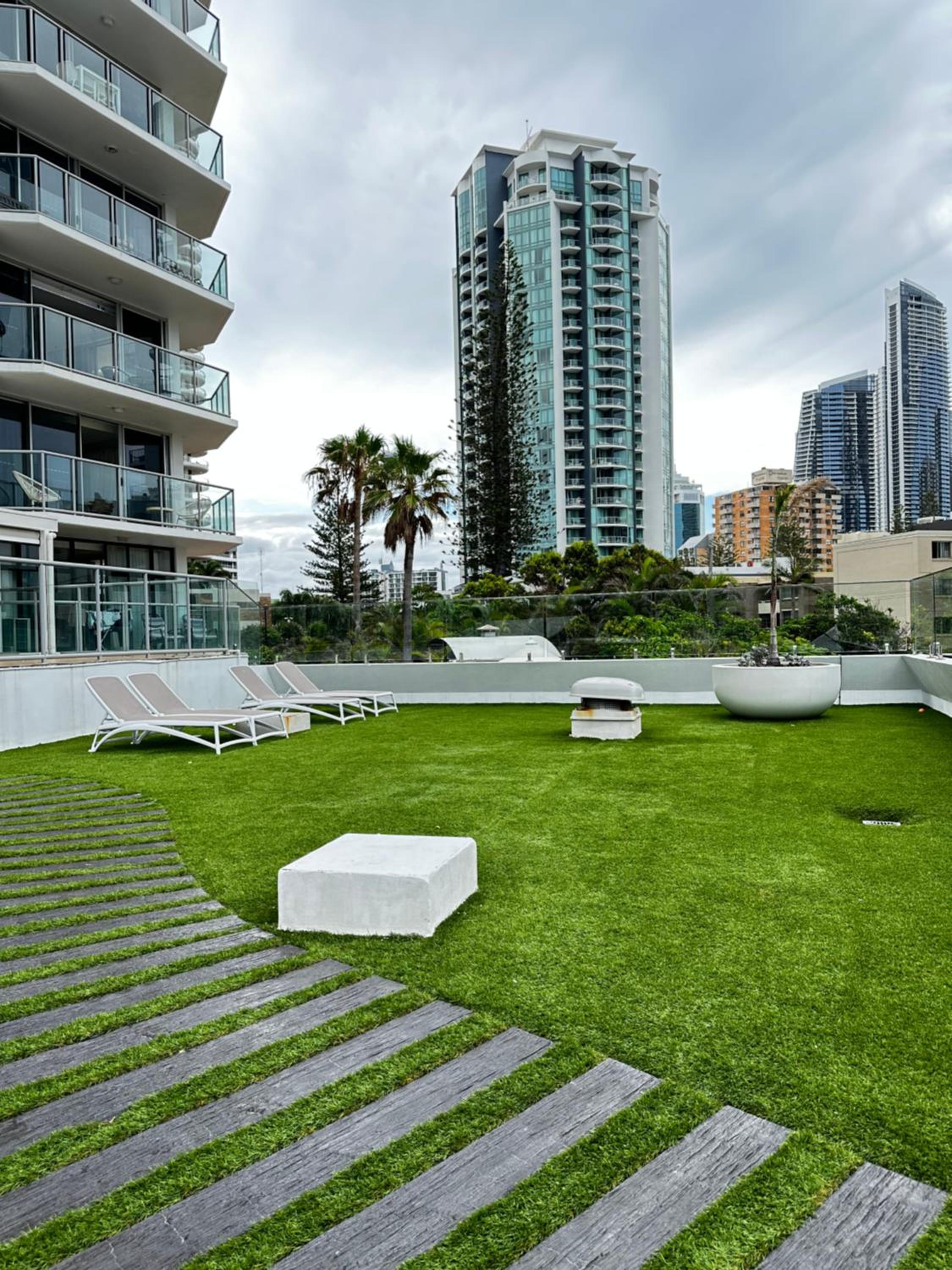 Core beachfront 2 Bedrooms Apartment by Gold Coast Premium